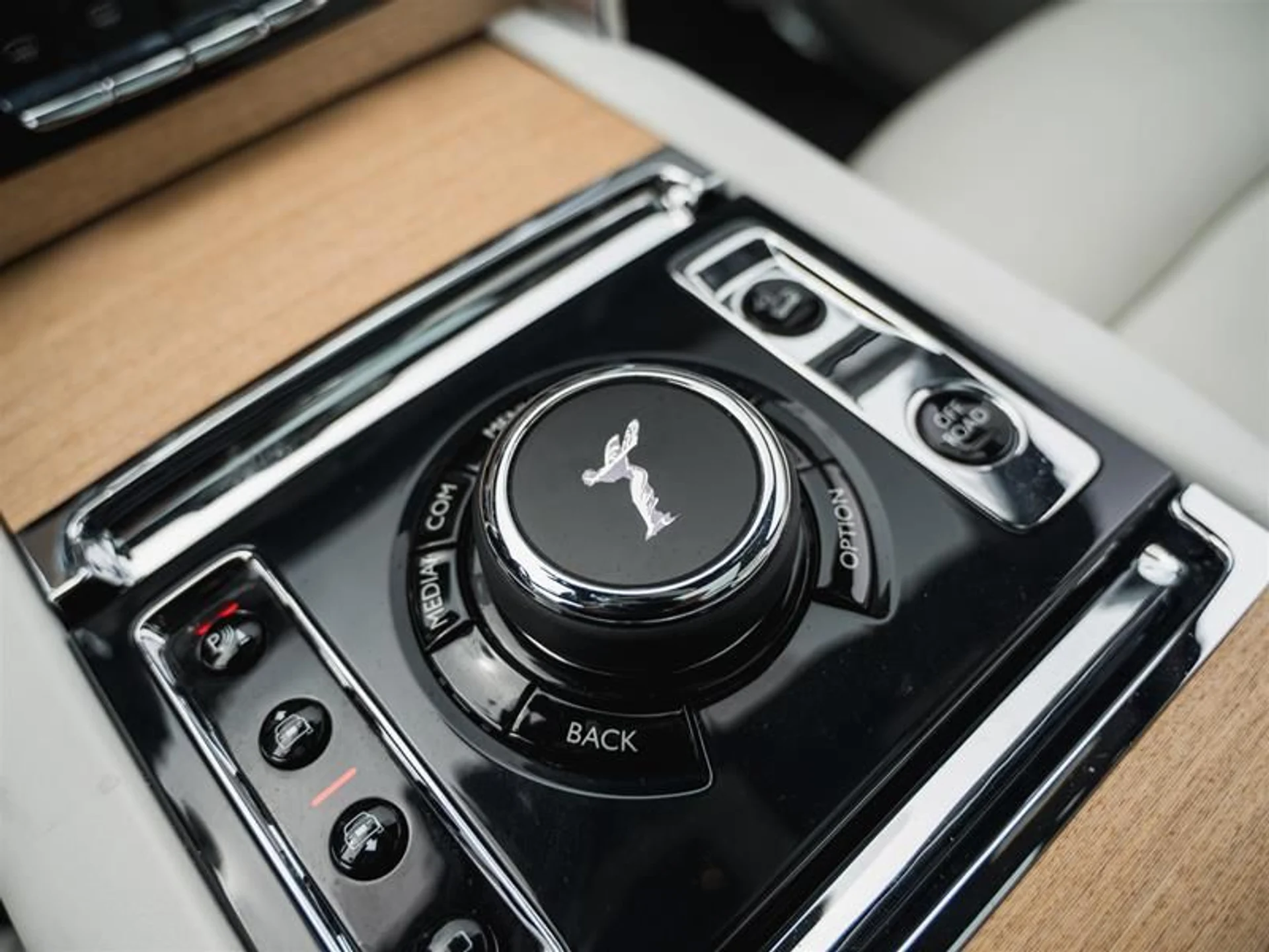 mph033_2770510285_1gvyy5b2_a1bdbfede9