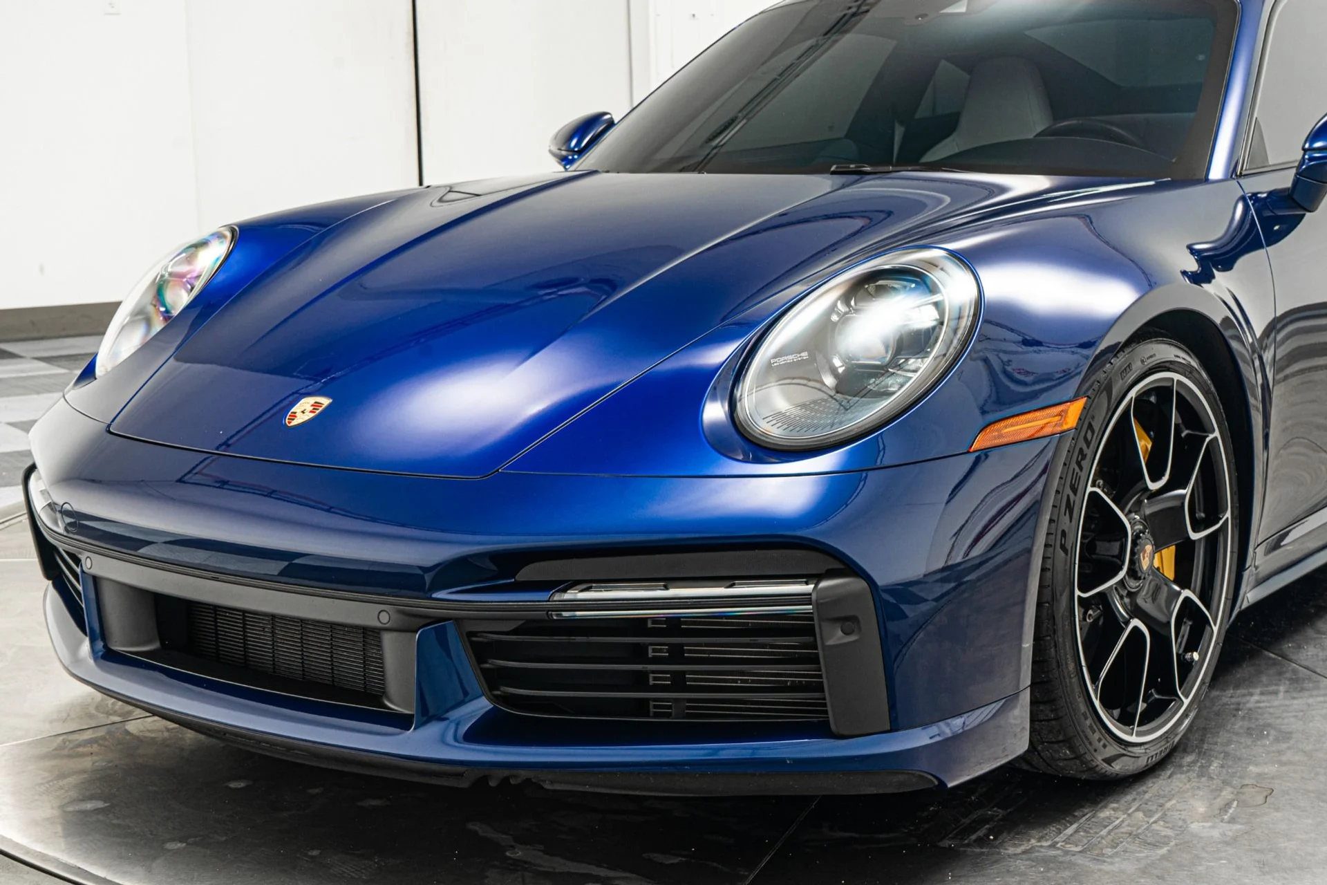 mph033_2775281386_Used_2022_Porsche_911_Turbo_S_1758922499_44342bb09d