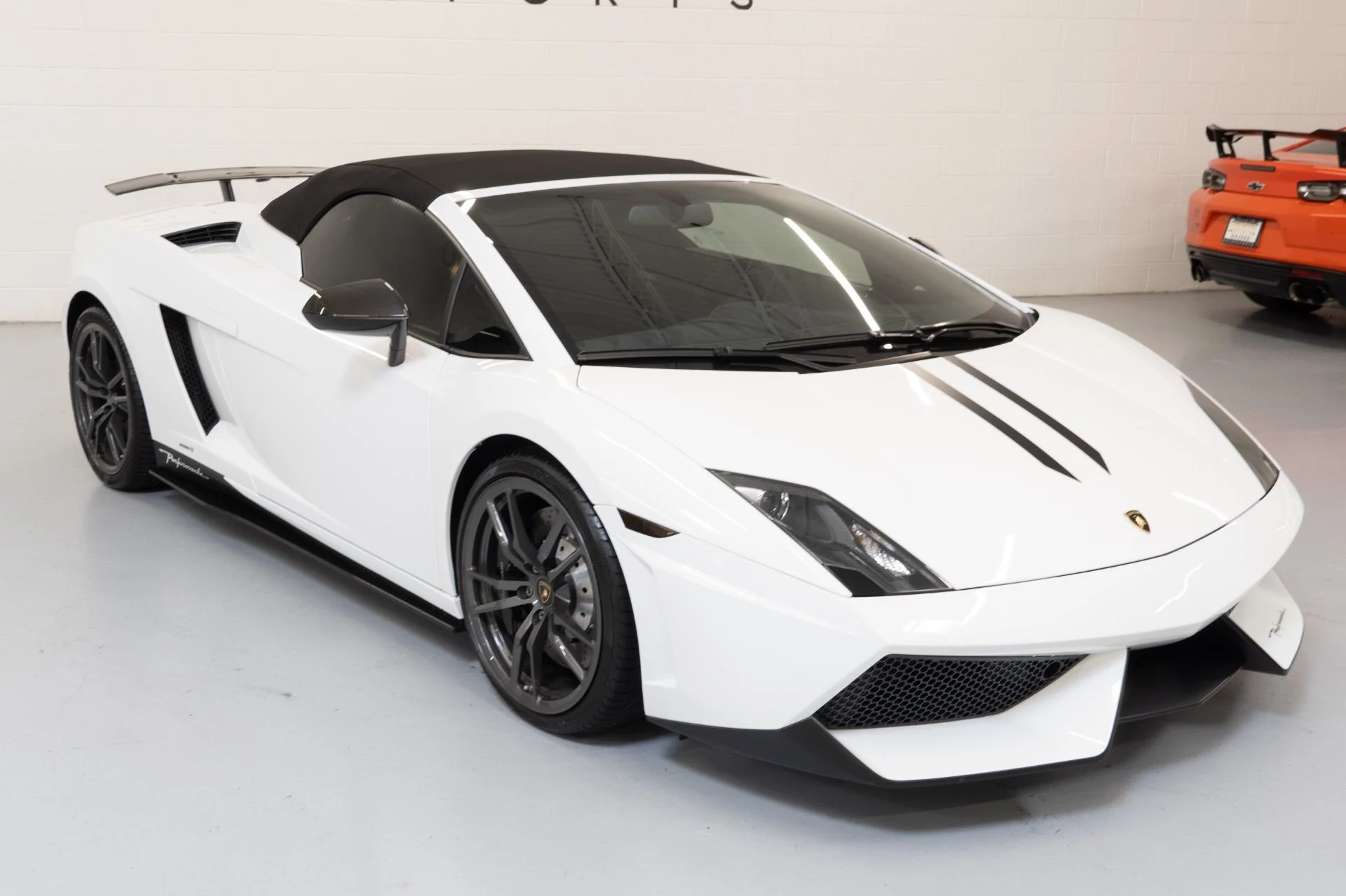 mph033_2780209649_Used_2012_Lamborghini_Gallardo_LP_570_4_Spyder_Performante_1755717130_9215d5e8b3
