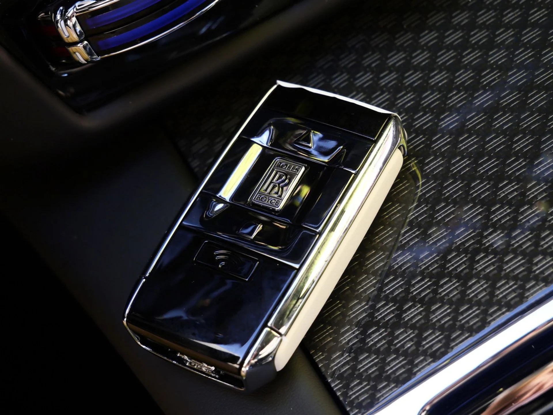 mph033_2783642379_03547803b4fb97c69f5164b29dd9b188x_021a51b14f