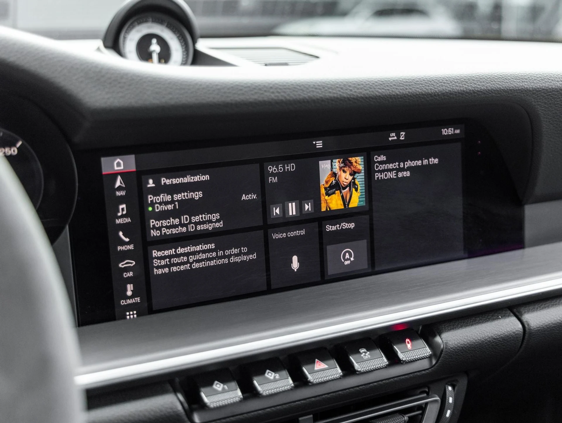 mph033_2786079202_34_e13d78b640