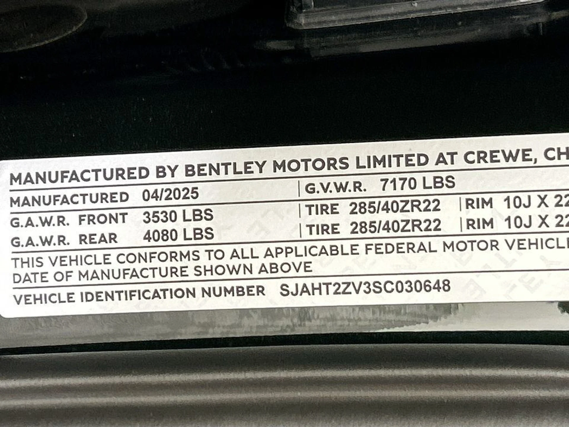 mph033_2786875893_used_2025_bentley_bentayga_ewb_v8awd_8119_22989350_34_1024_941d627925