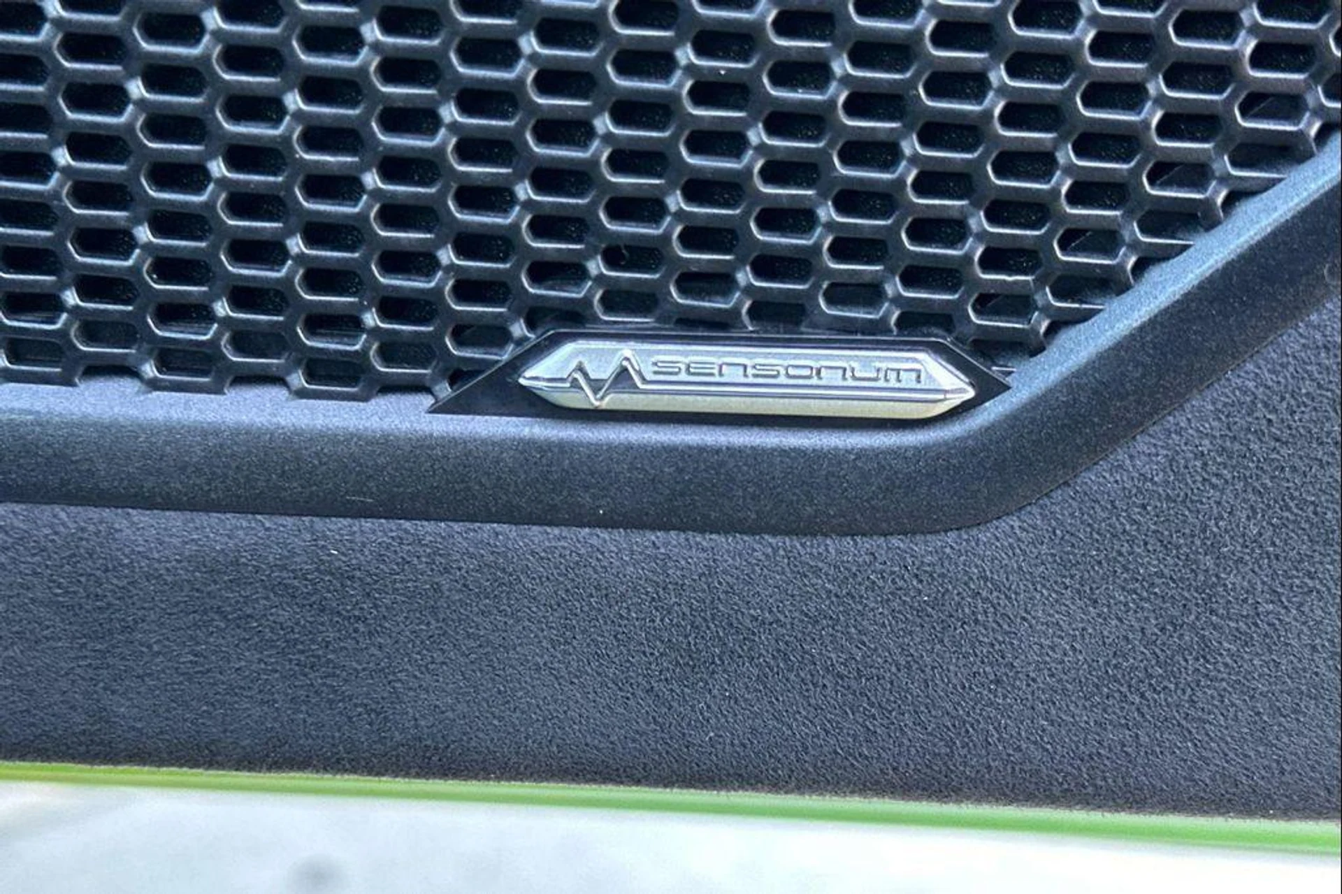 mph033_2788245818_CXG_8r_A38s3kl_Pq_Jlo_KCFZA_6i_E_077989d9c9