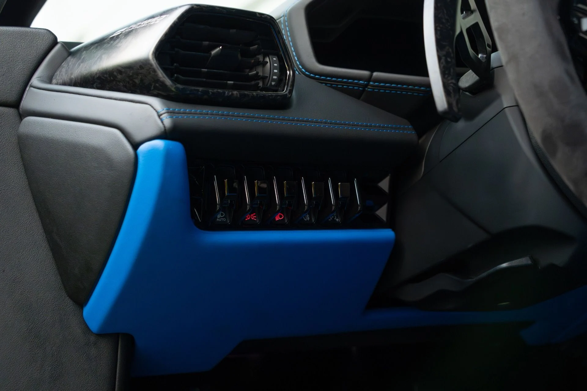 mph033_2798414085_Used_2020_Lamborghini_Huracan_EVO_1764467712_317e928147