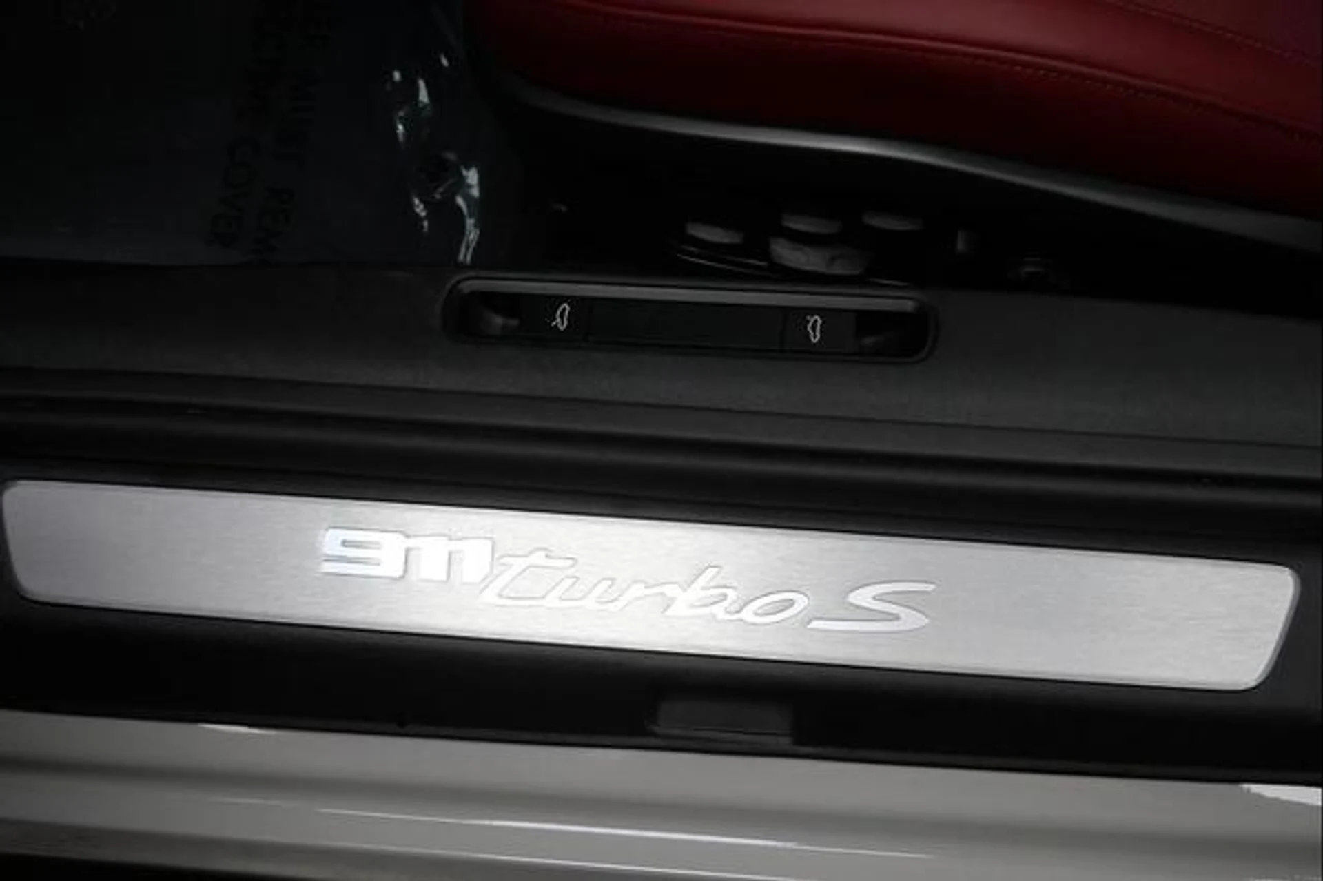 mph033_280486599_i_K_N_Ea8u_HFC_Hhl_G_Tp_L89_K_a_Efhw_690de5d7e5