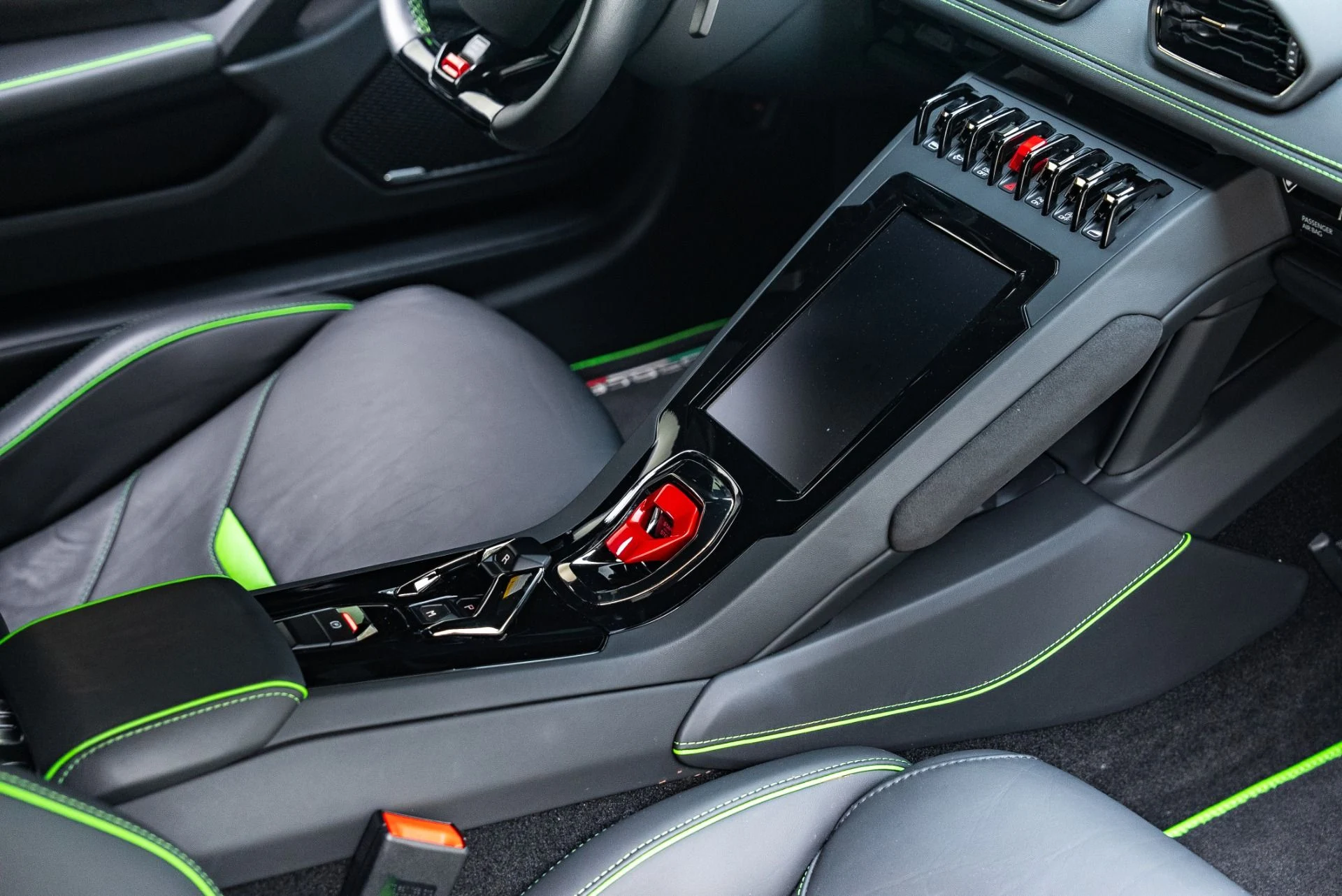 mph033_2836015589_Used_2023_Lamborghini_Huracan_EVO_1765473016_62c37a2acf