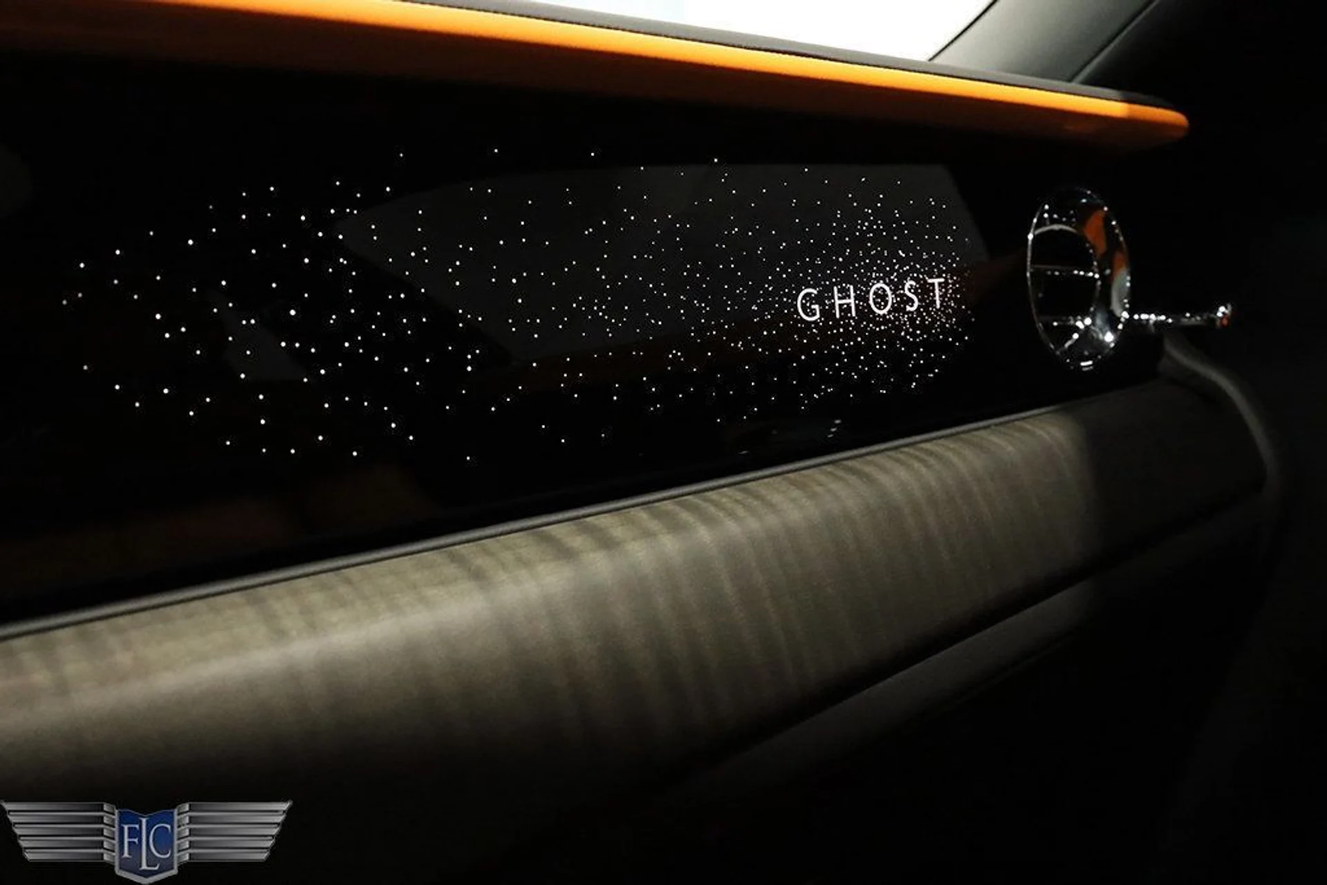 mph033_2840575042_used_2023_rolls_royce_ghost_shootingstarheadlinerilluminatedgrillilluminatedfascia_9689_21720486_34_1024_e3a7ea80c4