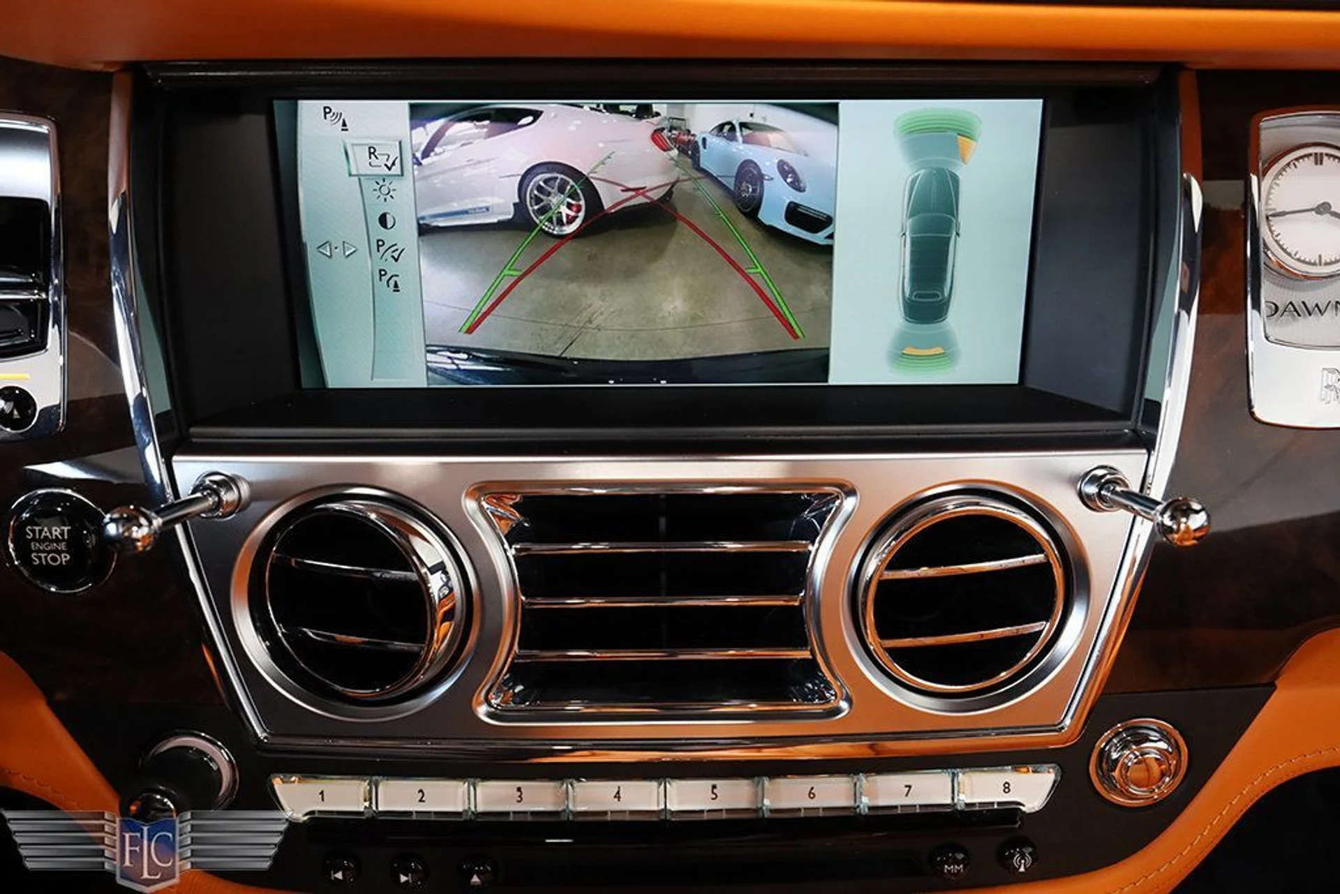 mph033_2853282399_used_2017_rolls_royce_dawn_convertible_9689_22999334_34_1024_283651337a