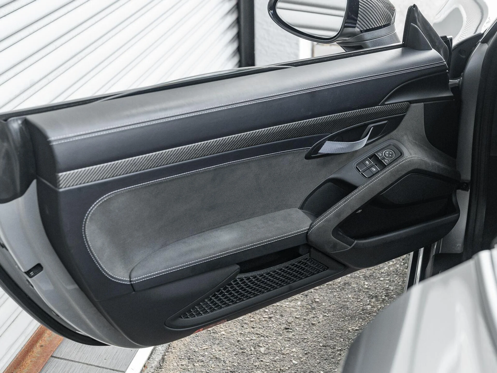 mph033_2873129802_Used_2024_Porsche_718_Cayman_GT_4_RS_1790111650_835ddb82ac