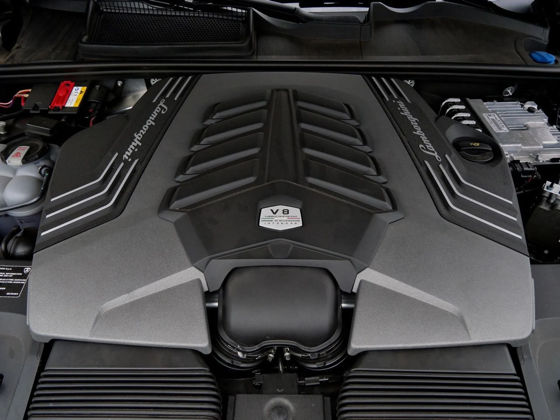 mph033_2874975231_55e9a1f0be1e38b28894f65b69419010x_00f4a9f091