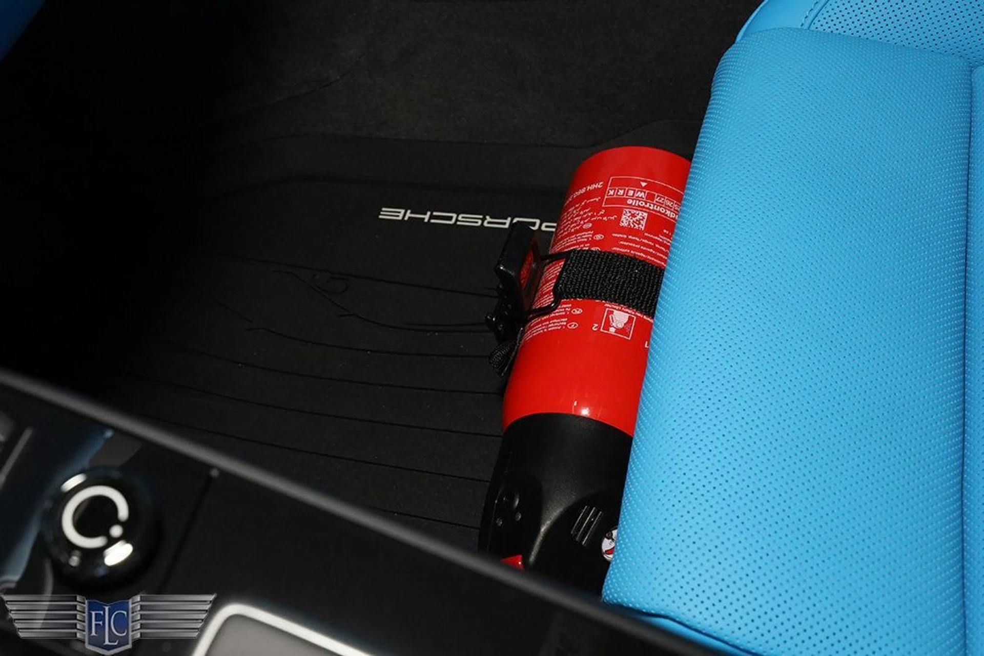 mph033_2875599804_used_2024_porsche_911_carreragtsmanualcoupe_9689_22738585_34_1024_285db260a9