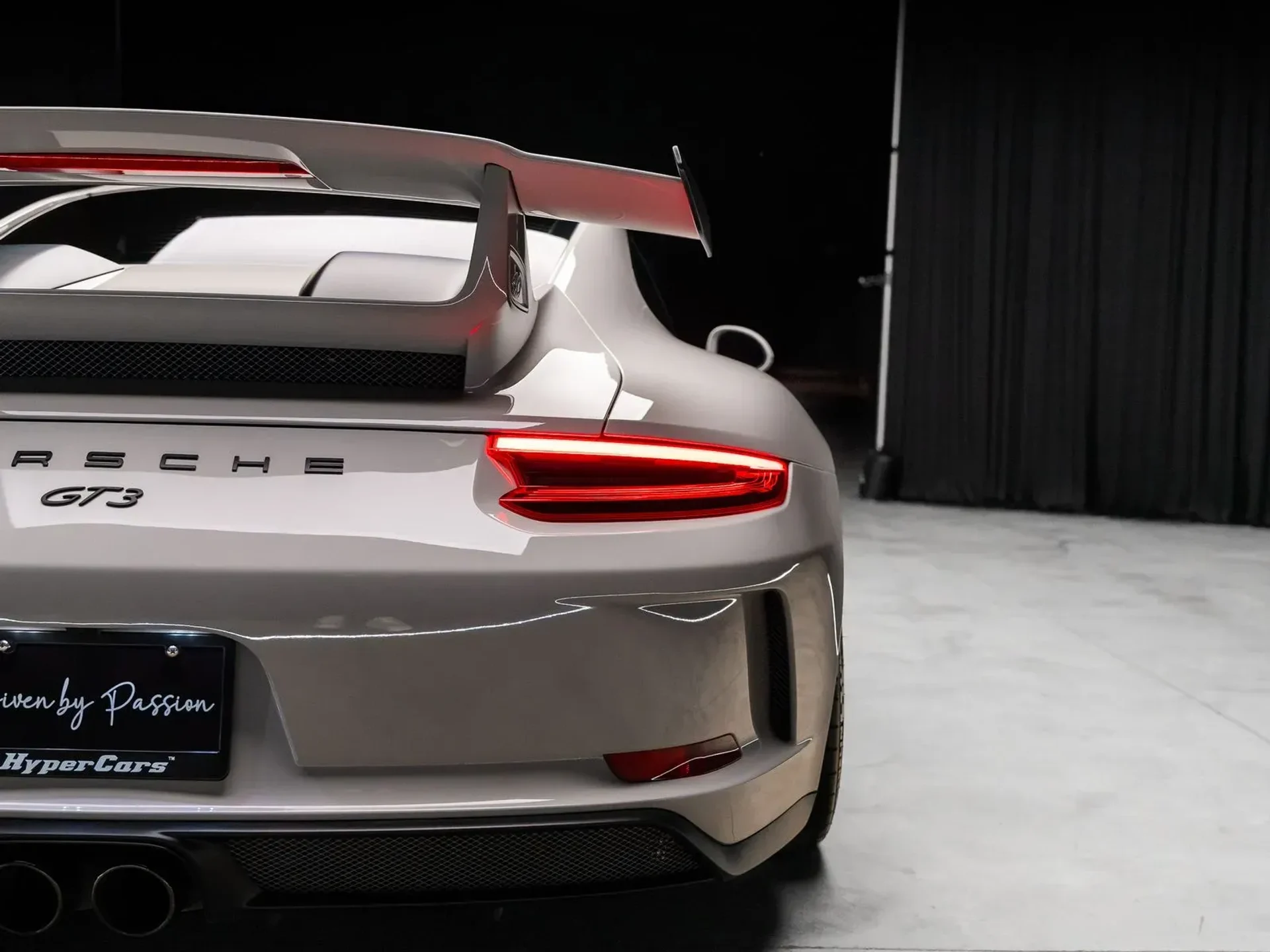 mph033_2877331639_ff8cbfd9_7559_43bc_9681_593968b7b893_ab2acbae4b