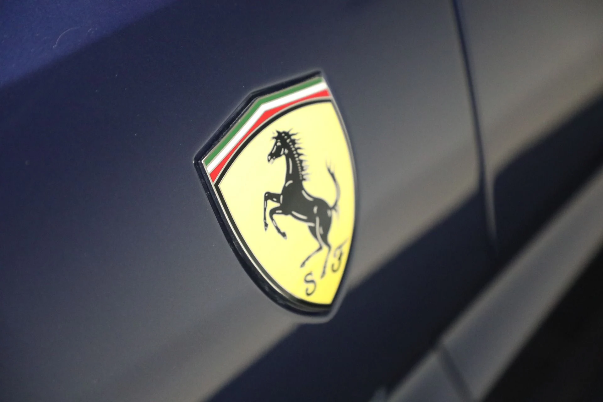 mph033_2877883715_Used_2022_Ferrari_Portofino_M_1773321140_7a69659bda