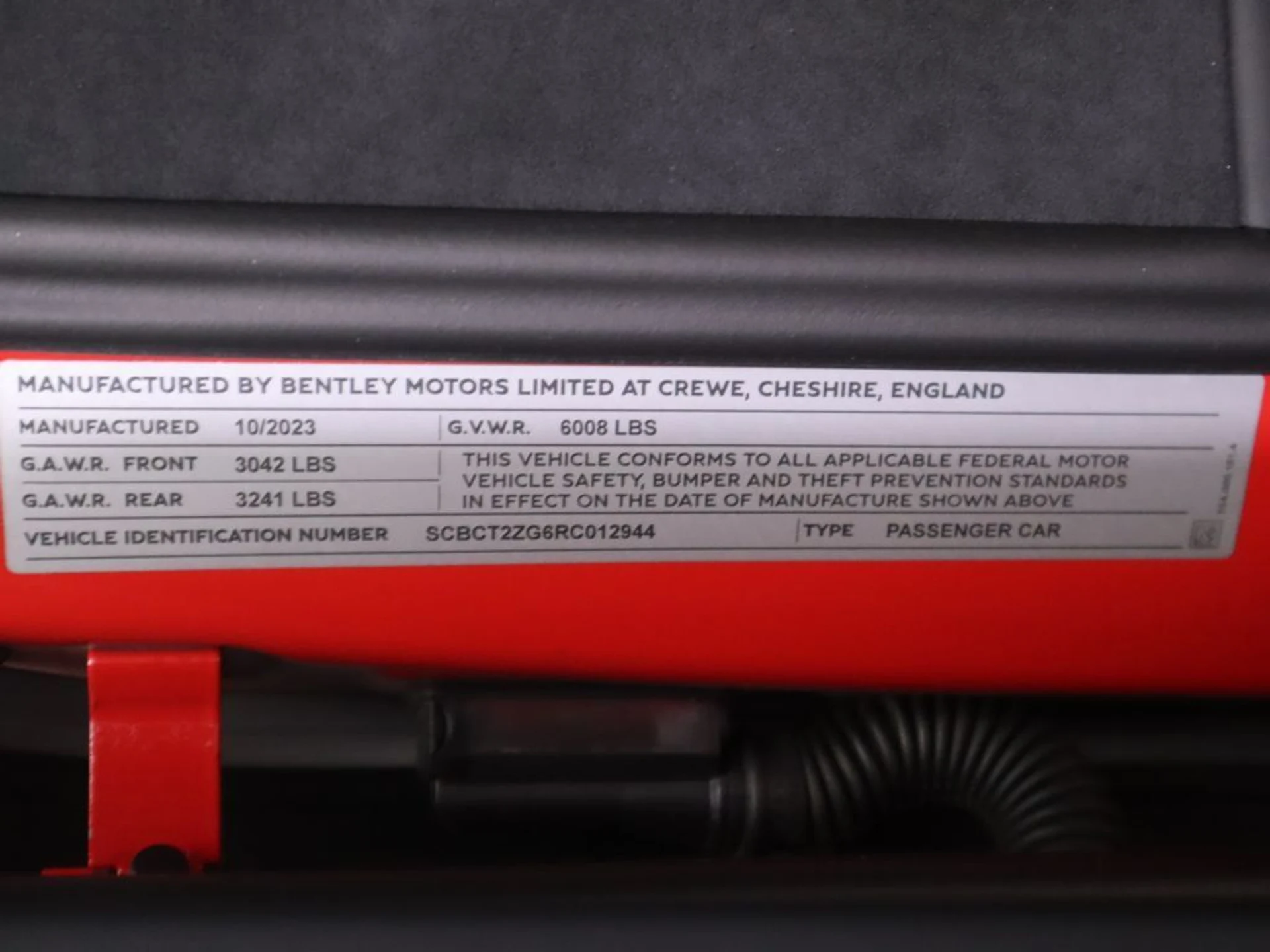 mph033_288062169_used_2024_bentley_continental_gtmullinerw12coupe_8119_22988446_34_1024_6daebd025c