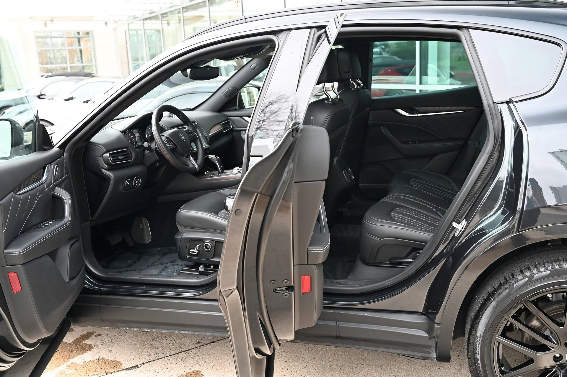 mph033_2899071696_53b134626316464dbb44734cd50806c8_5d311b8223