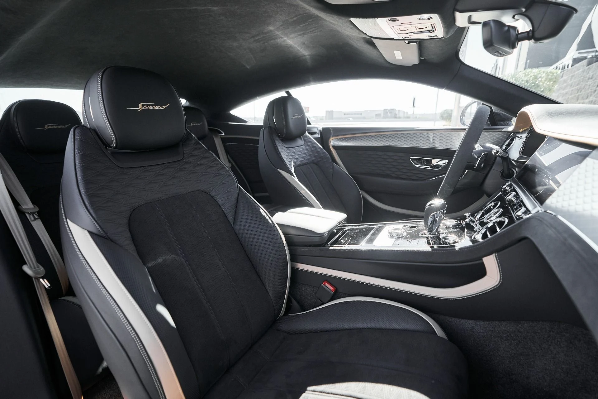 mph033_291647768_Used_2025_Bentley_Continental_GT_Speed_1765227171_2e8d65fab8