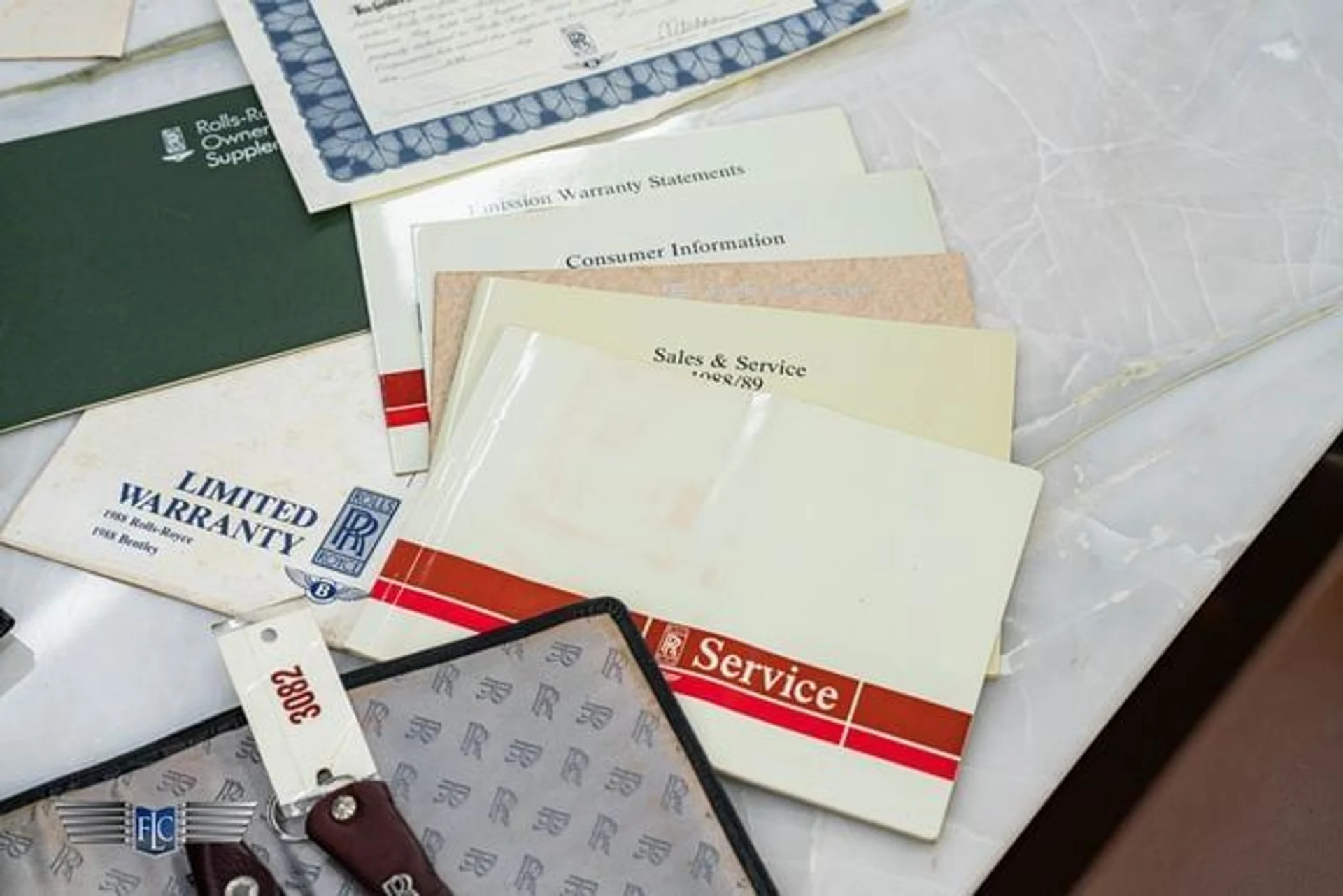 mph033_2917390240_used_1988_rolls_royce_corniche_cv_9689_23071252_38_640_fd77cabccc