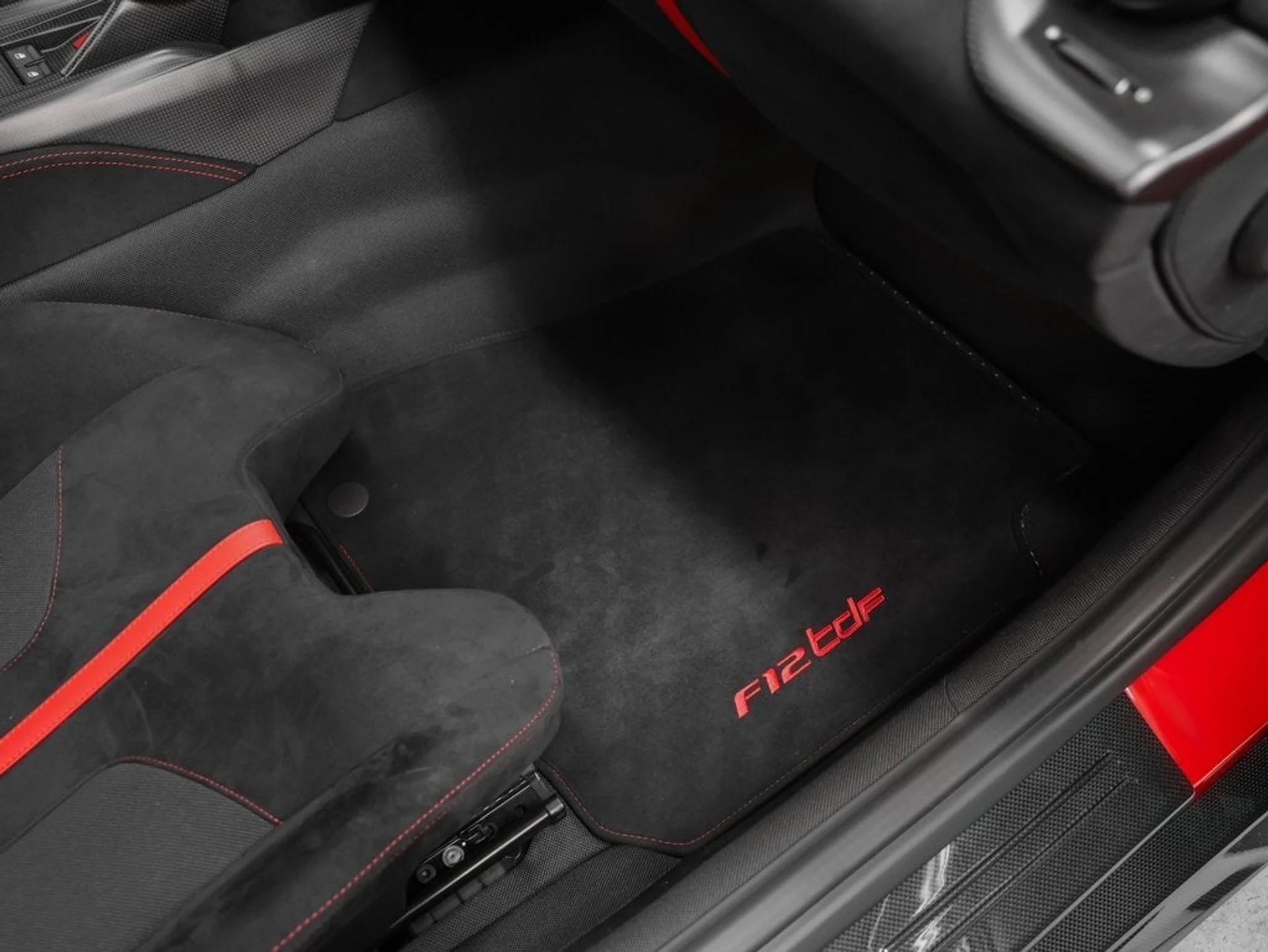 mph033_292565032_34_ee2af45de6