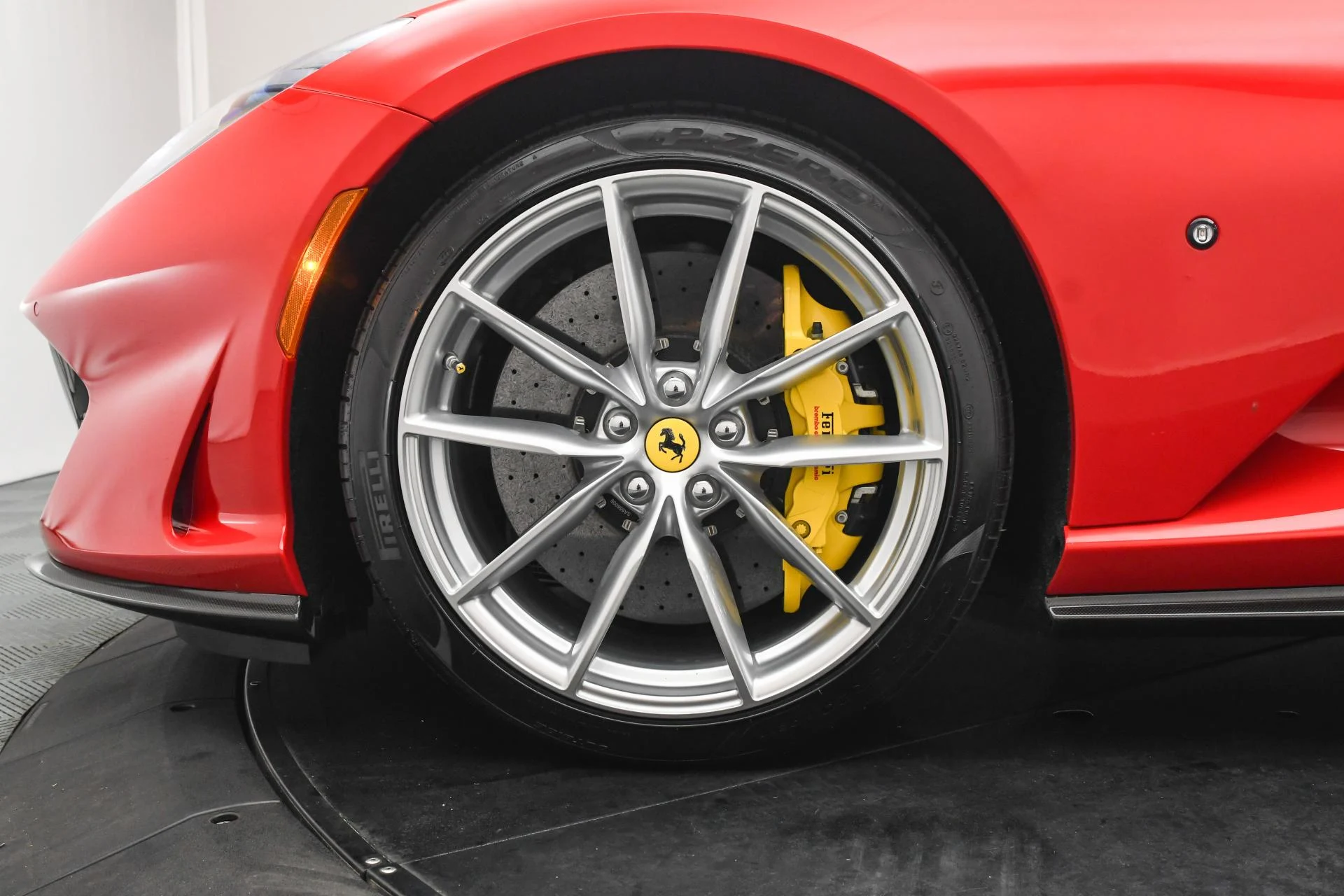 mph033_2929070019_Used_2021_Ferrari_812_GTS_1753257426_4a03ebbf53