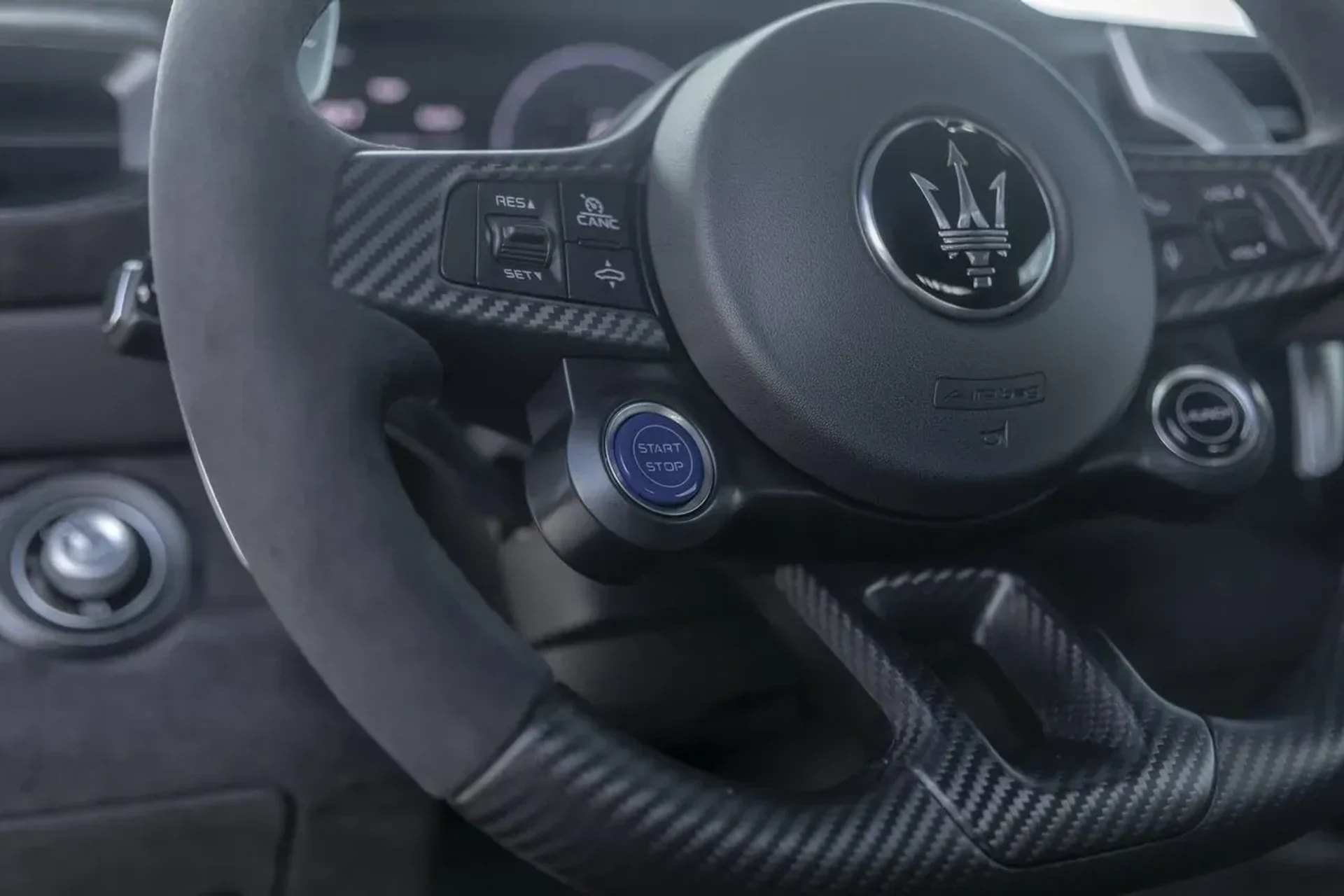 mph033_2931160273_a8b9a9828a54446aa417d75553caa663_1b0daa6ec4