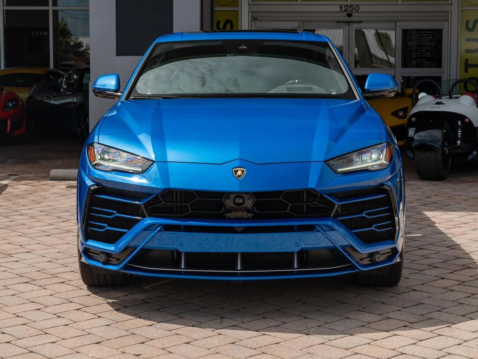 mph033_2934029746_Used_2020_Lamborghini_Urus_1753203950_8ff503f788