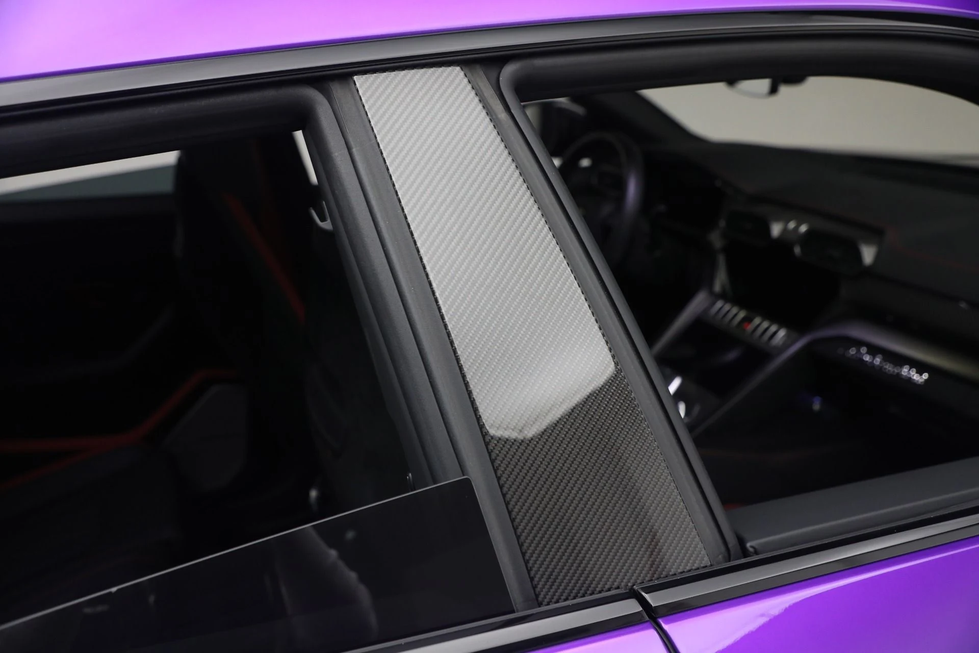 mph033_2938450363_Used_2024_Lamborghini_Urus_Performante_1770476092_d2c9fad41d