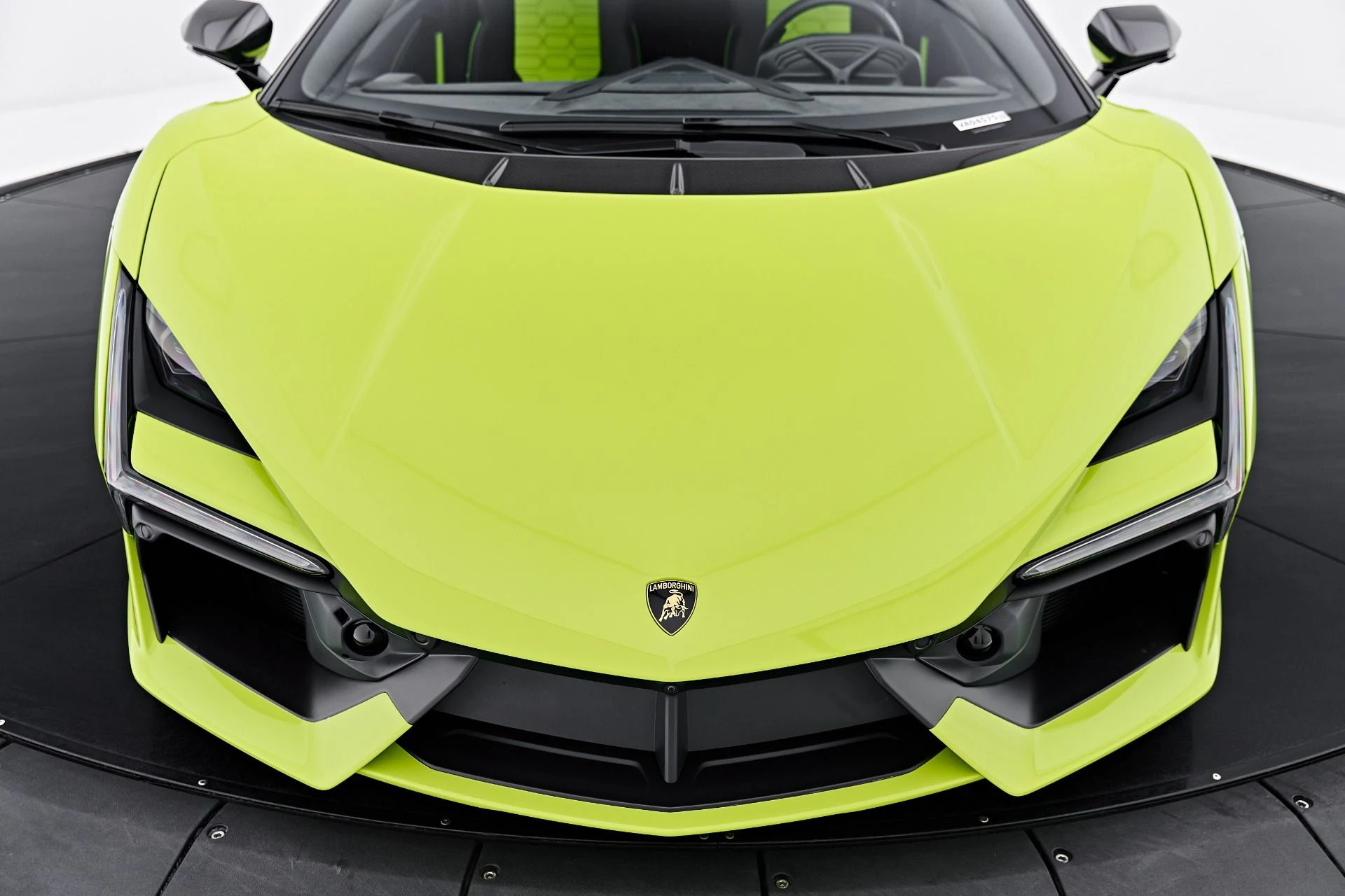 mph033_2942753056_Used_2026_Lamborghini_Revuelto_Base_1788485654_70e63a863d