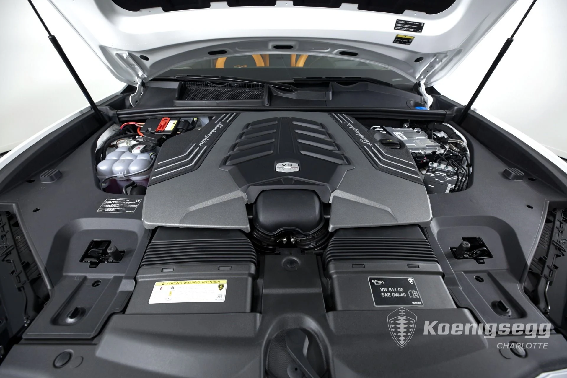mph033_2947437498_Used_2022_LAMBORGHINI_URUS_1671576431_08e5e1206b