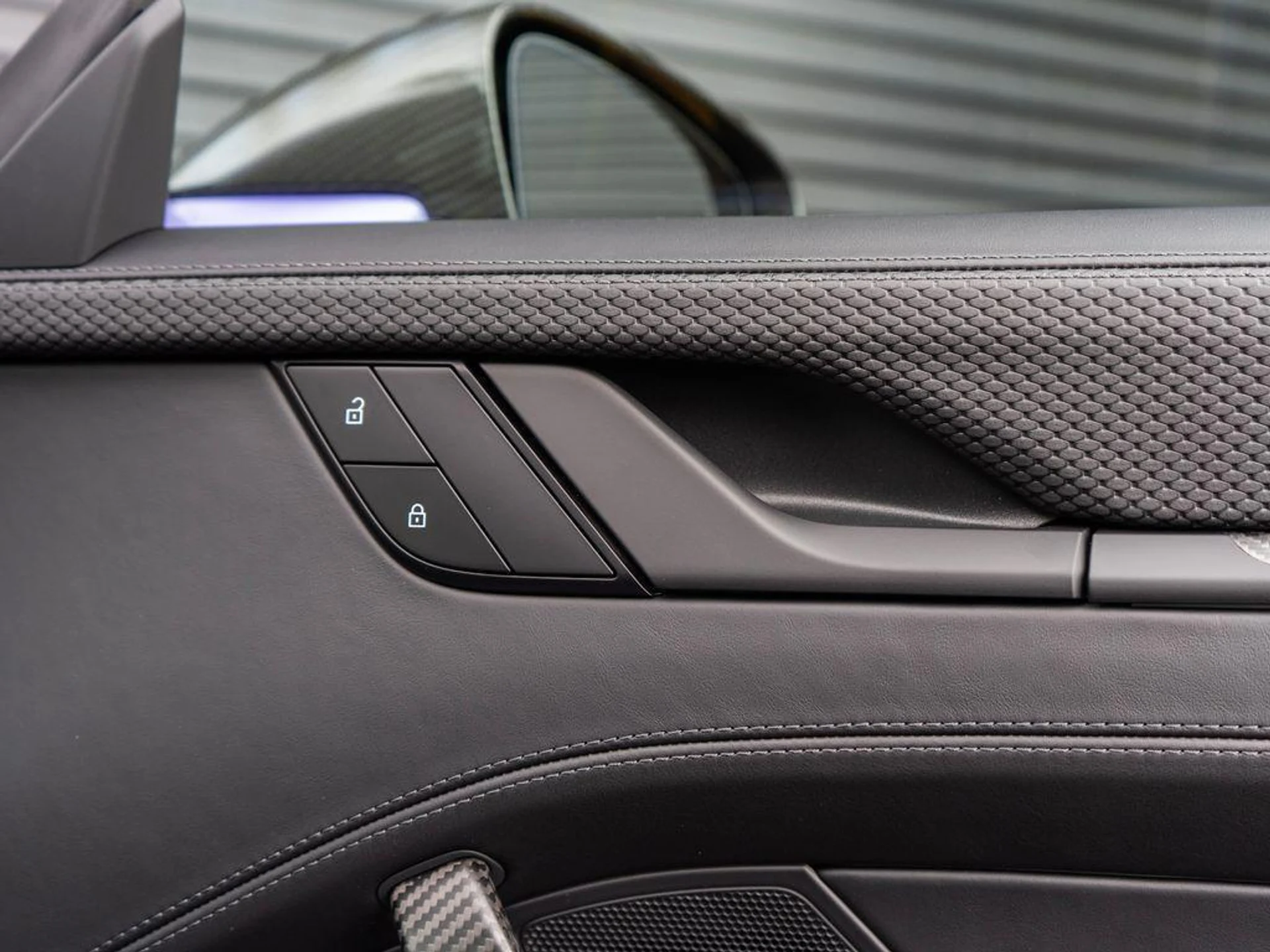 mph033_2952134700_f_Zy_Uy_H8_Nq_P9bzg_IA_4_So_S_Xqj_E_b2088ecbb7