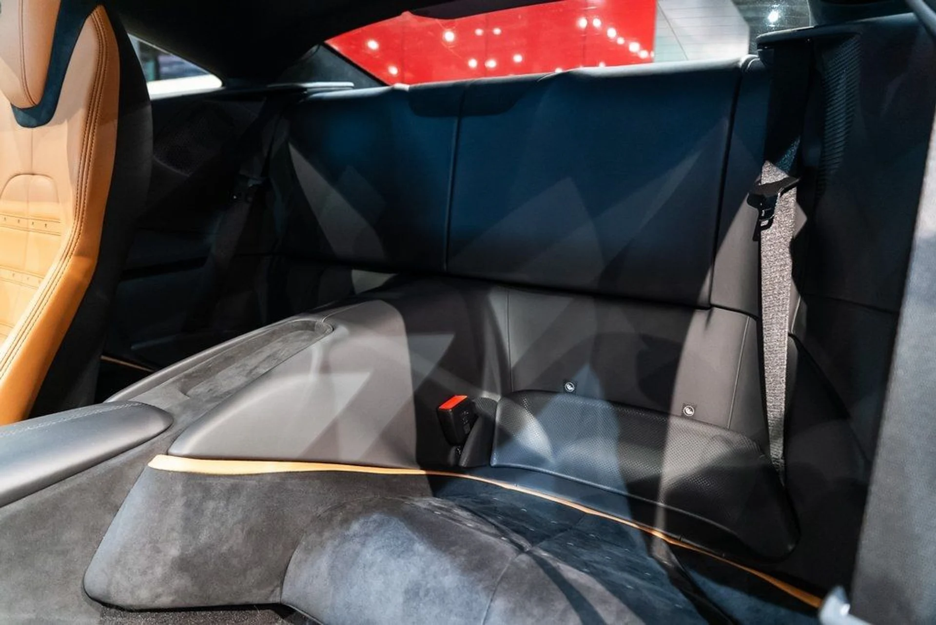 mph033_2952283644_186001a71cf03670bca4ab8ef430bc6e_c19a7a47b4