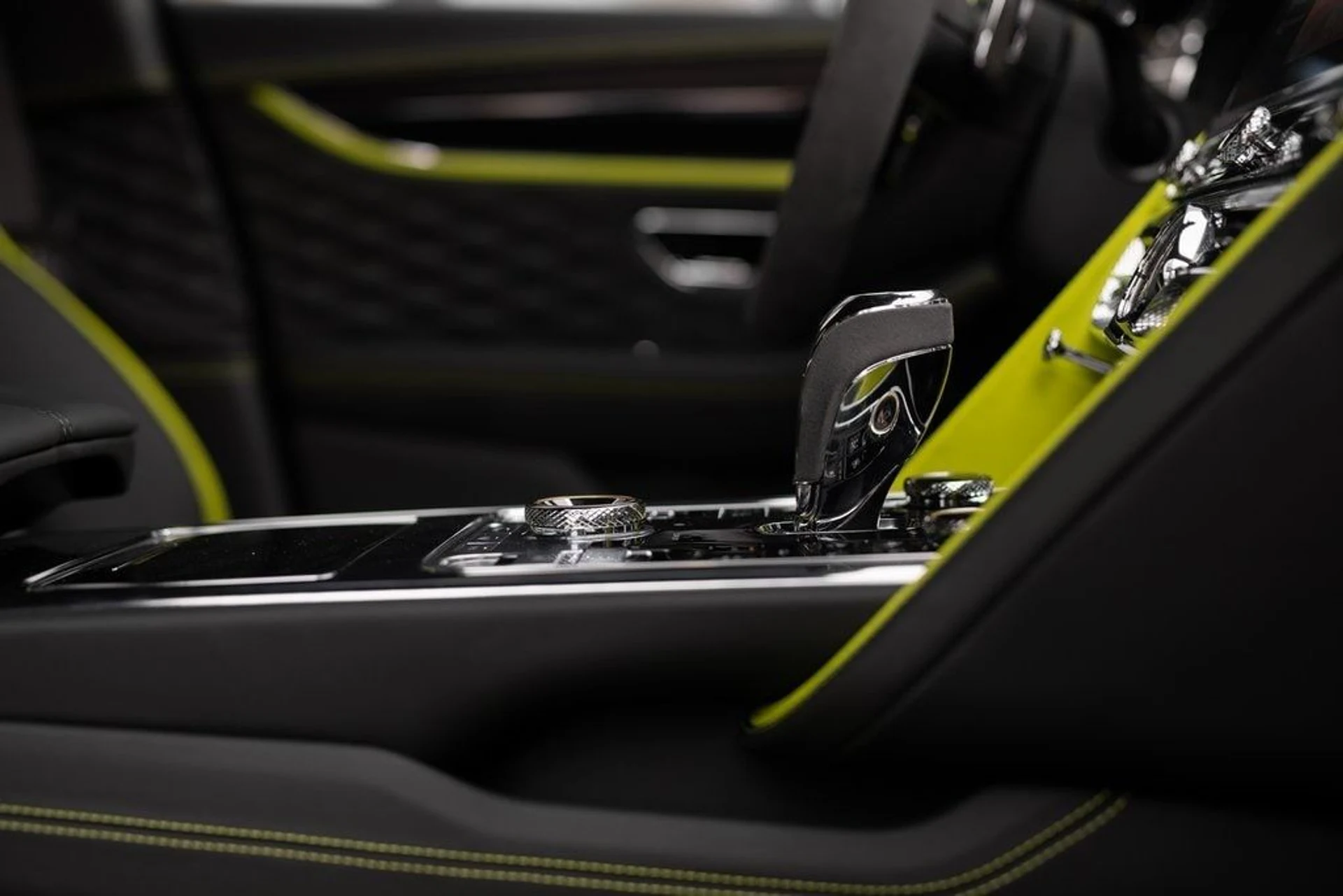 mph033_296770013_93018e954b3daf362d6fa964d07ce90fx_19a32bac86