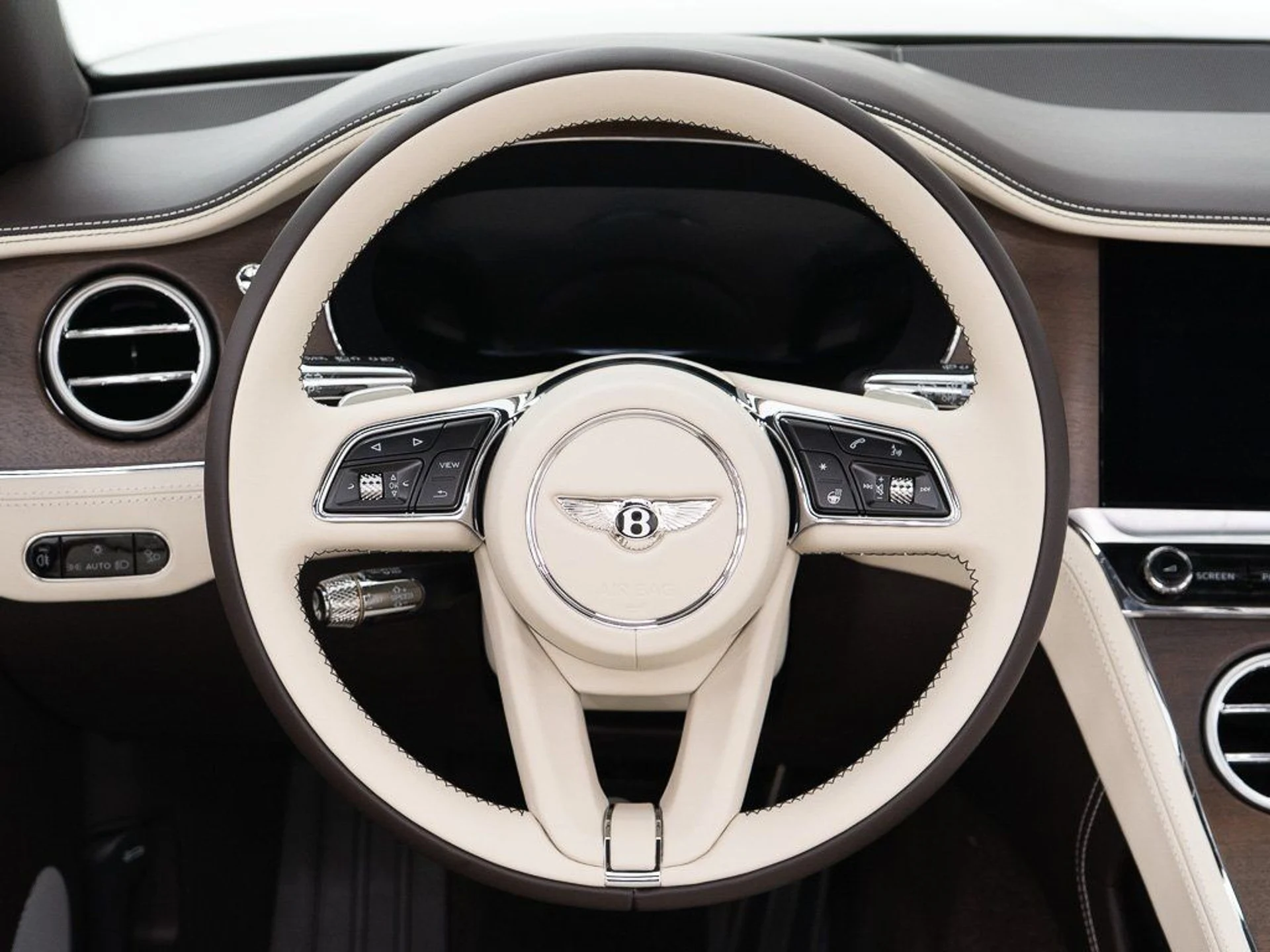 mph033_297296291_ccf147baed3a0f25bc8564c9d43dd48d_324194e977