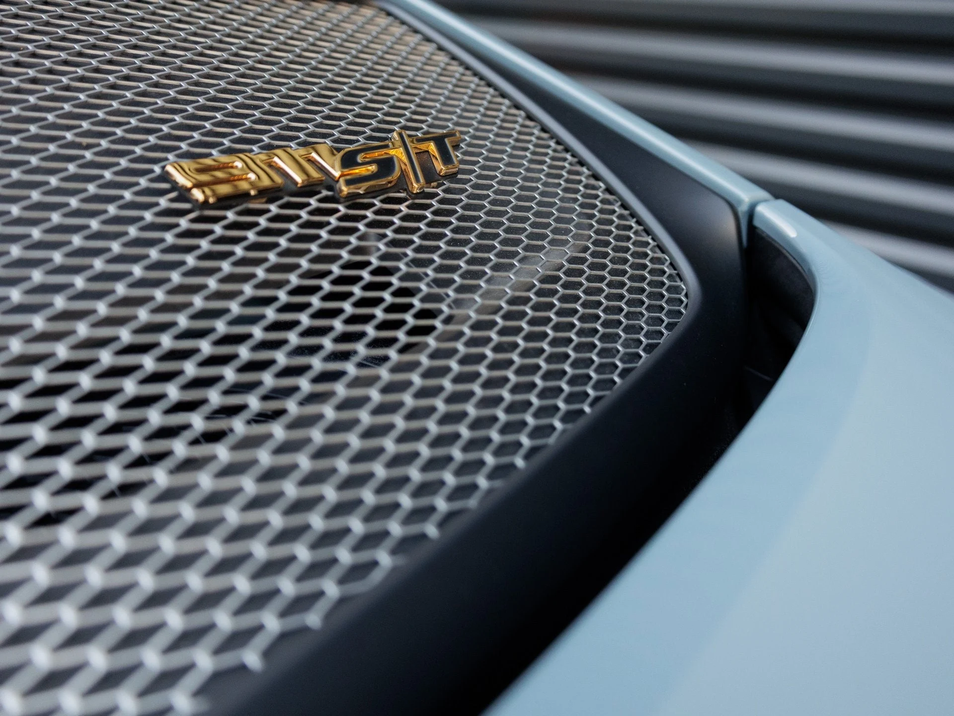 mph033_2983230165_34_b827e914af