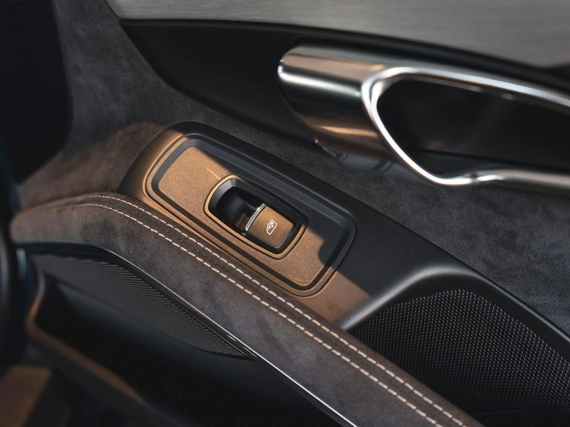 mph033_2994369503_p_Rd_Mpxg04w_Cay_Y_Msbk5_WN_Pg_FM_Dw_f939dec8ab