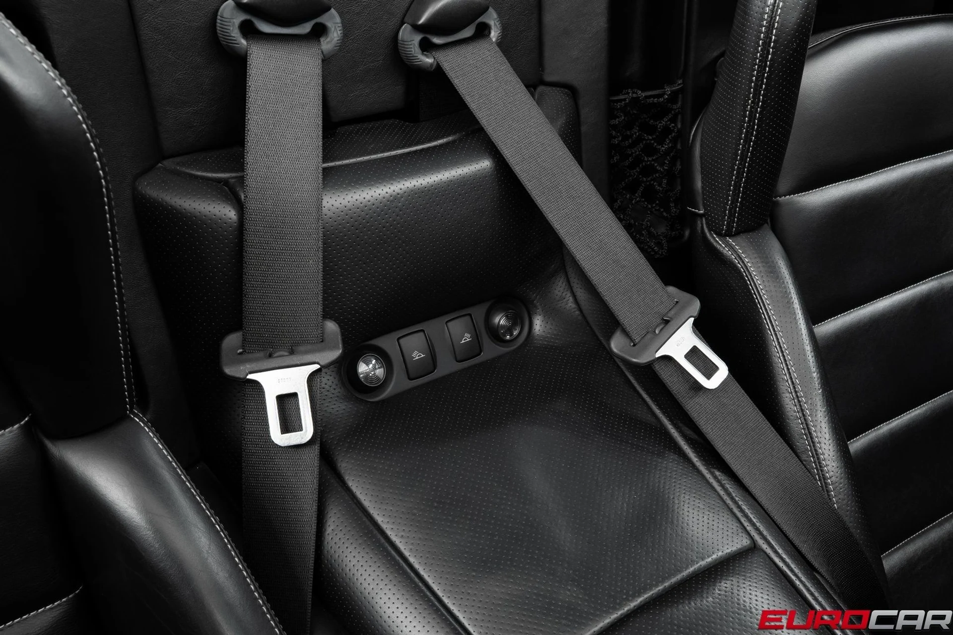 mph033_2996713264_image_34_7722f00949