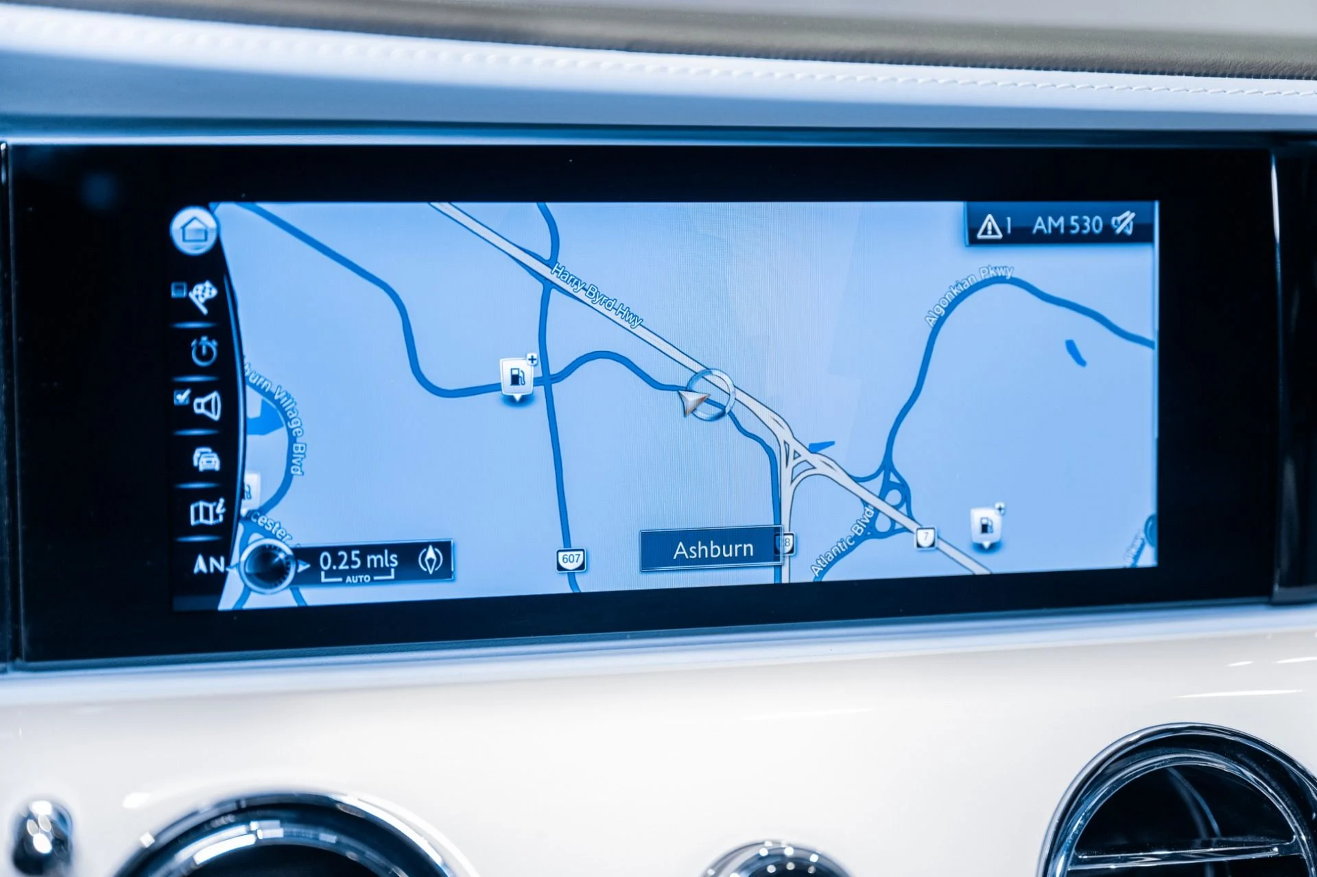 mph033_3001000272_Used_2023_Rolls_Royce_Ghost_1773457420_eaa61233c7