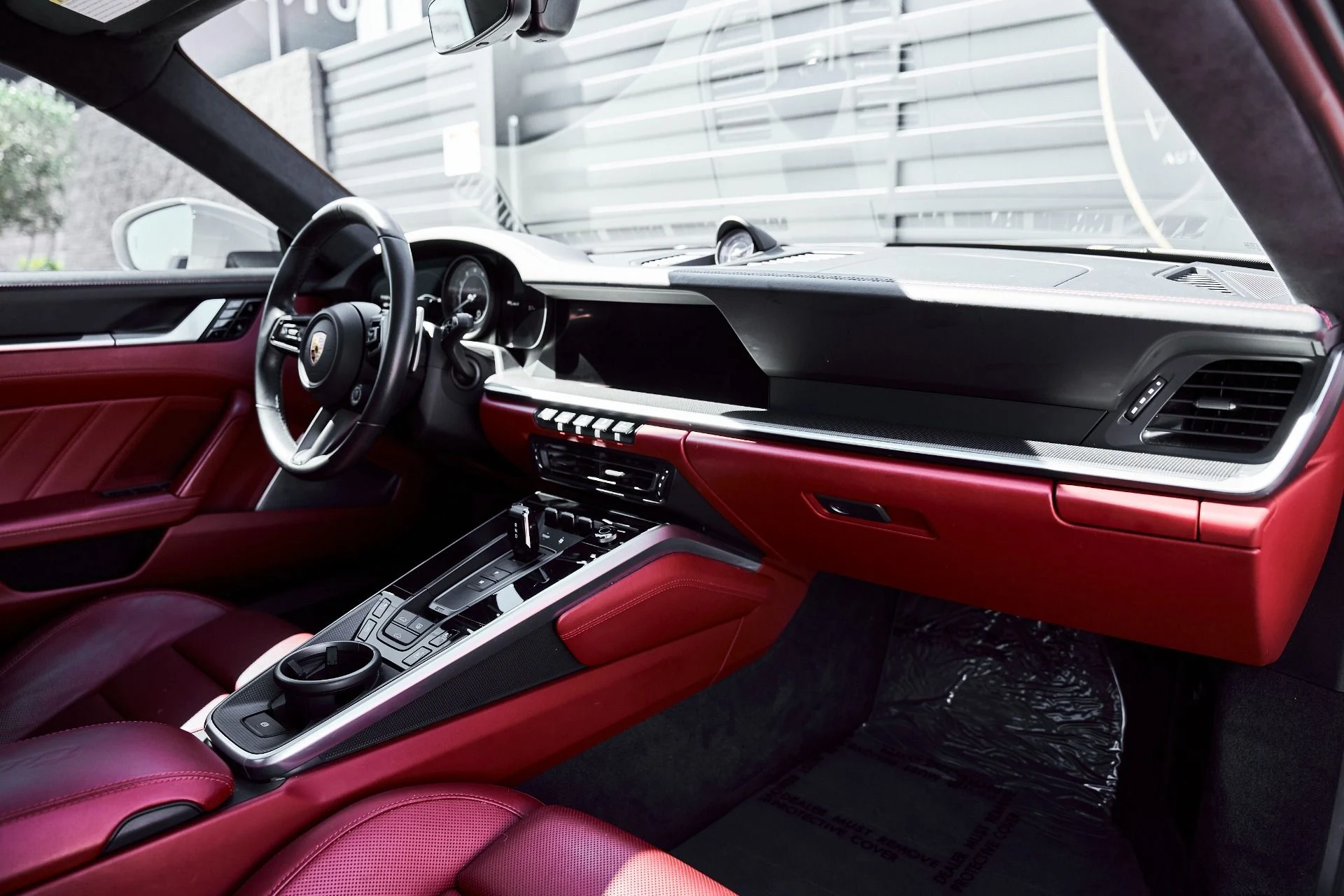 mph033_3015778398_Used_2021_Porsche_911_Turbo_S_1773797050_7f1a60a59d