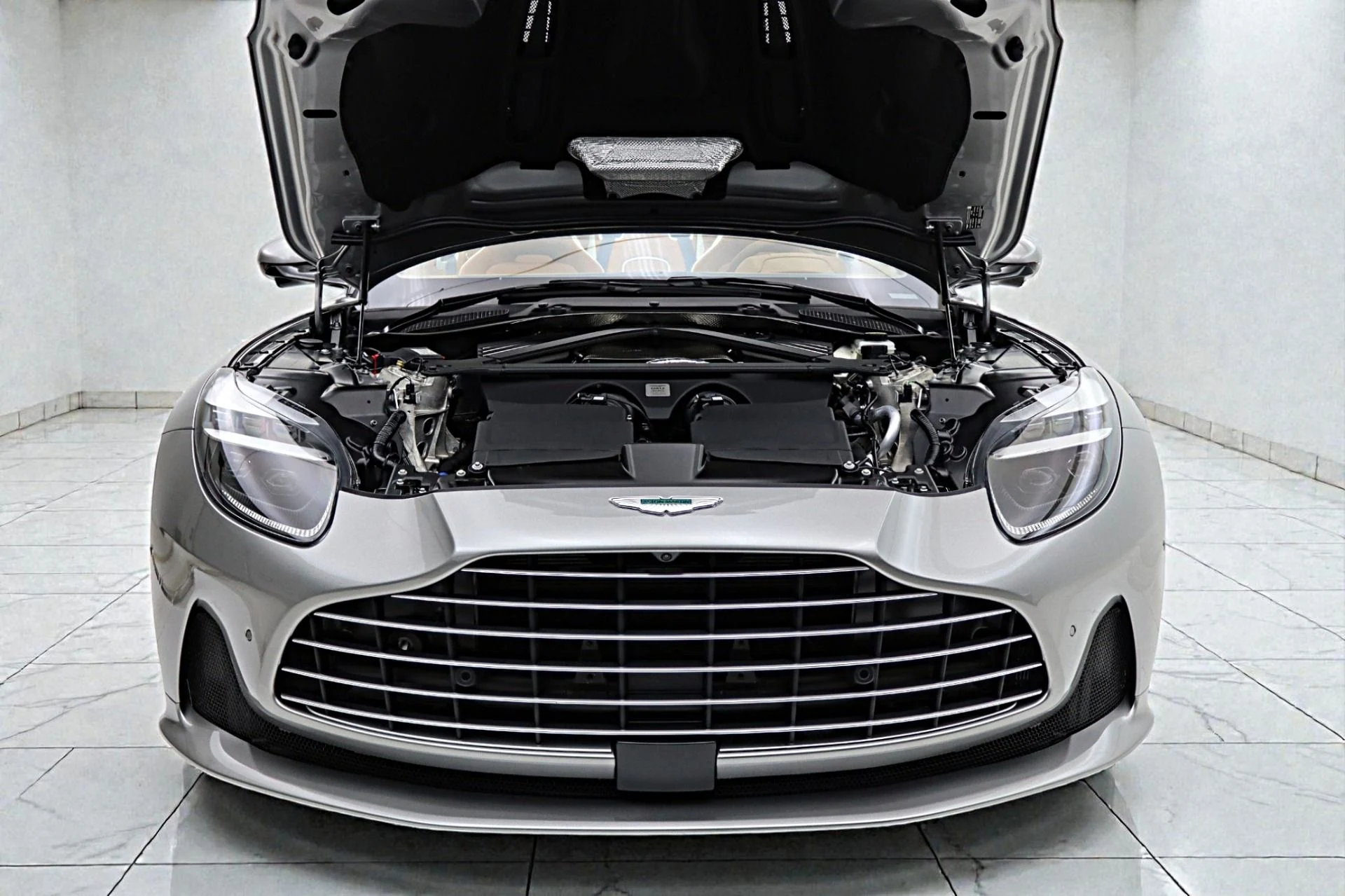 mph033_3030981547_New_2026_Aston_Martin_DB_12_Volante_64b72c3fd8