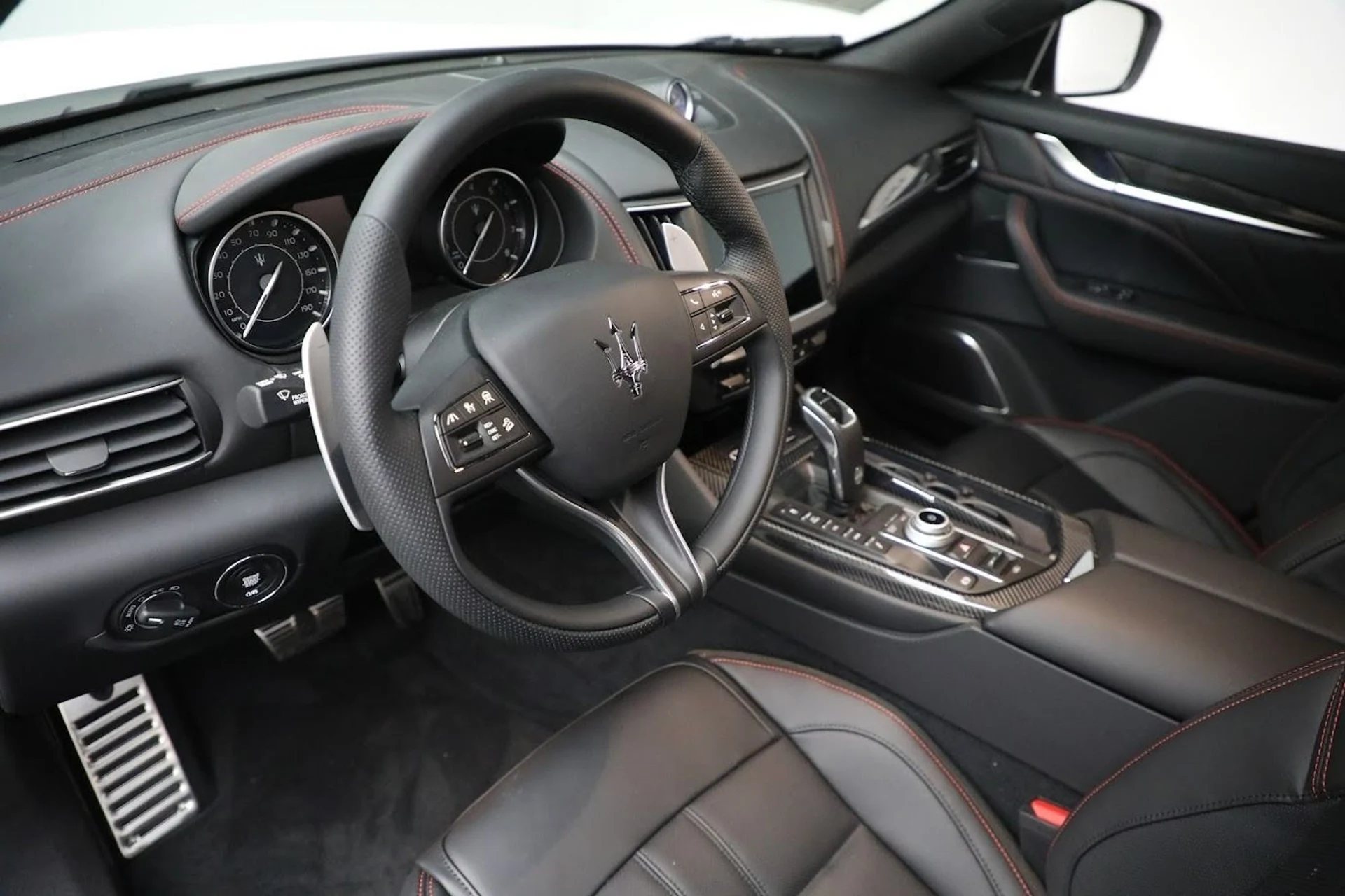 mph033_3035819070_New_2024_Maserati_Levante_Modena_Ultima_944d489bbb