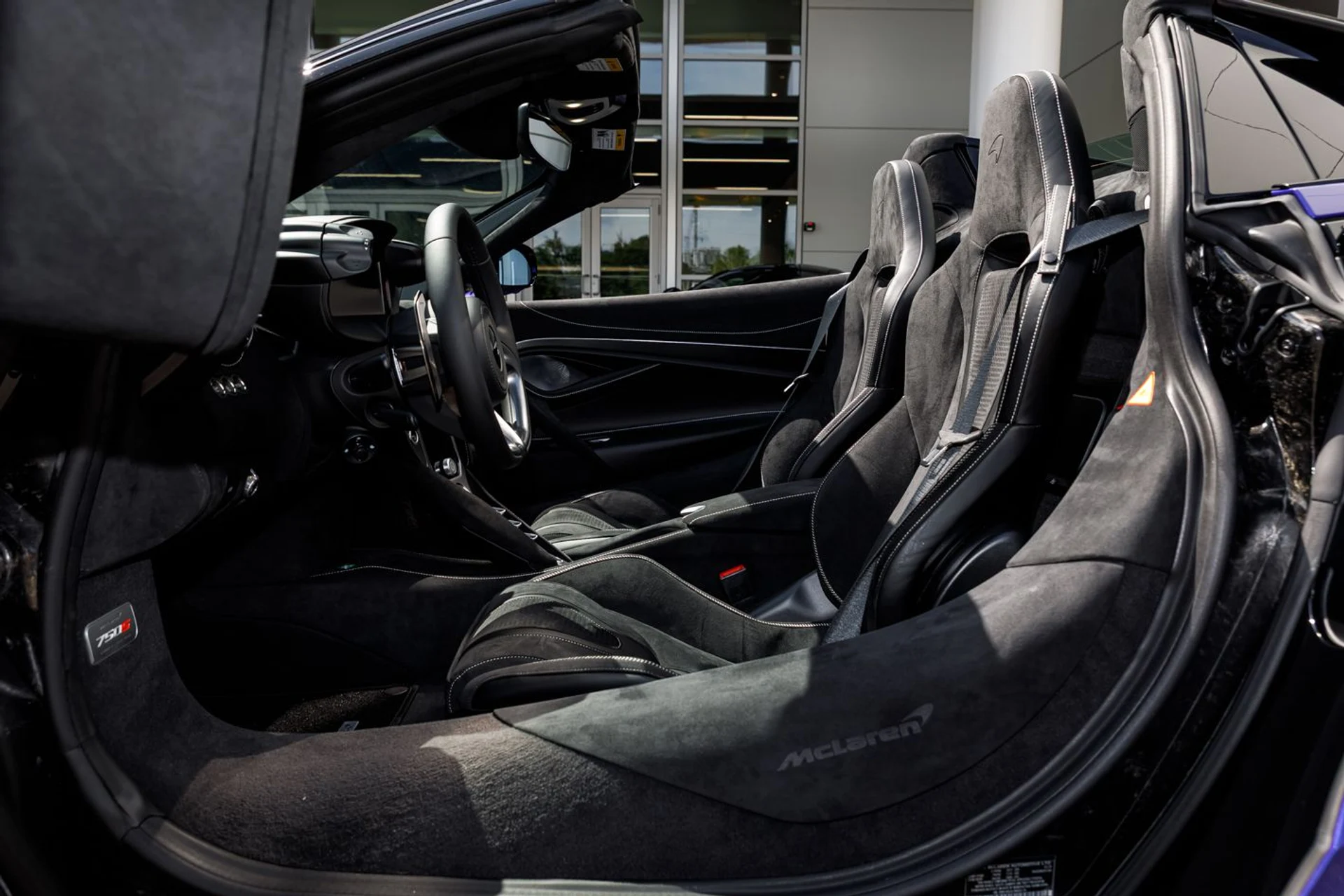 mph033_3038936128_590_p34_l_3eff3c782c