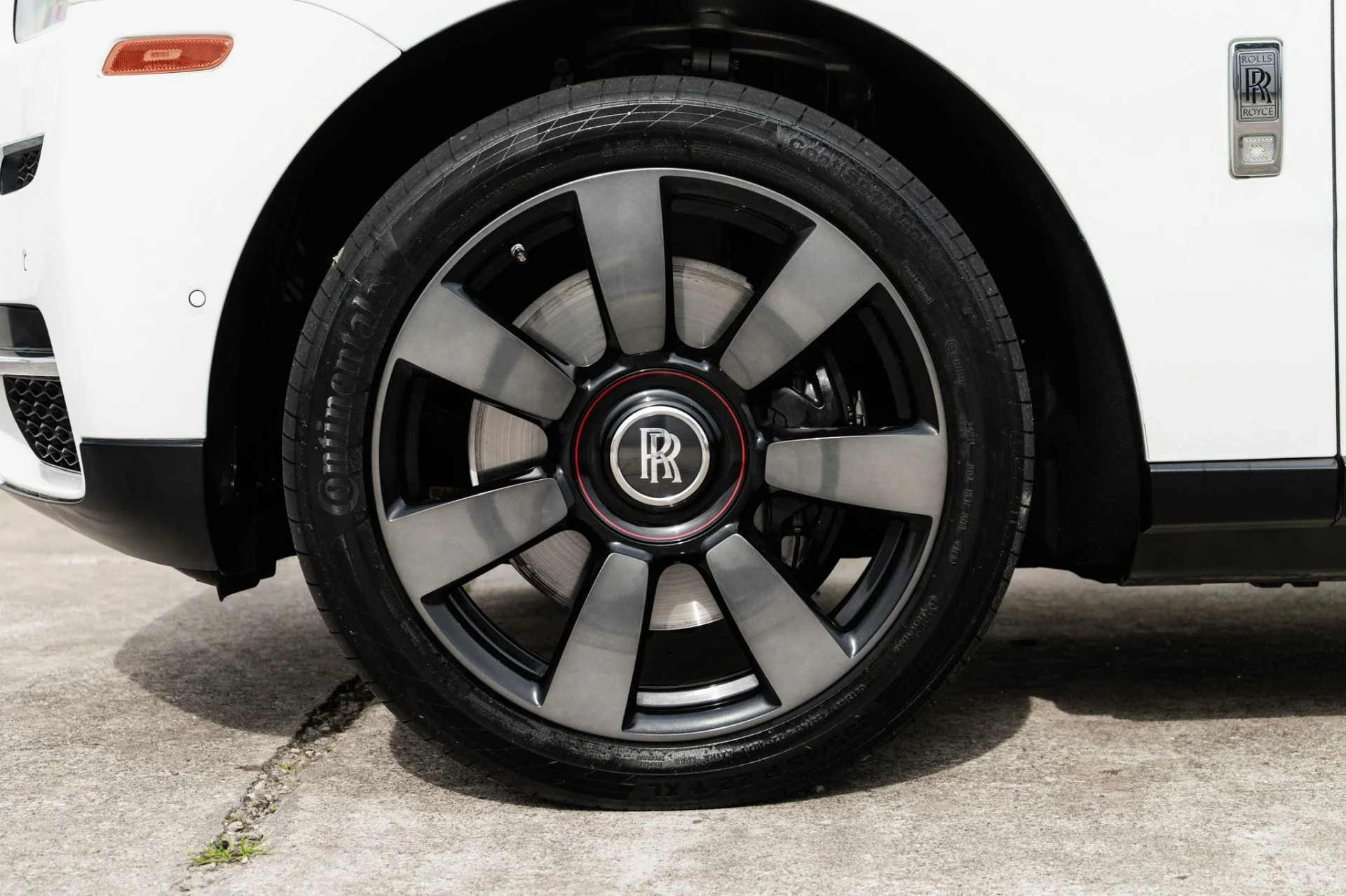 mph033_3042887411_Used_2022_Rolls_Royce_Cullinan_1778888456_78f225a97c