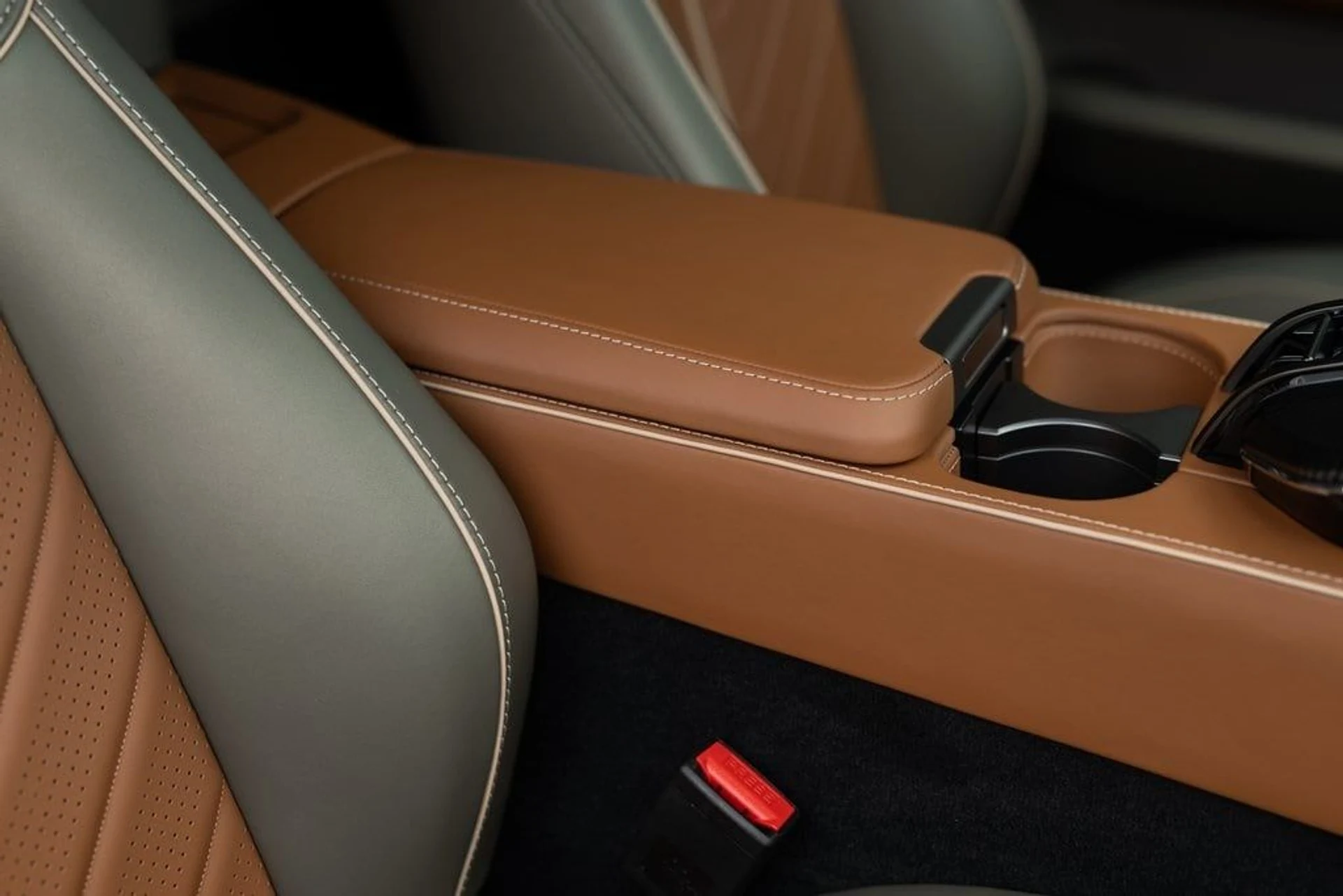 mph033_3047309190_5e4a79e9307aa76b8594a0706d70b938x_1fbca15496