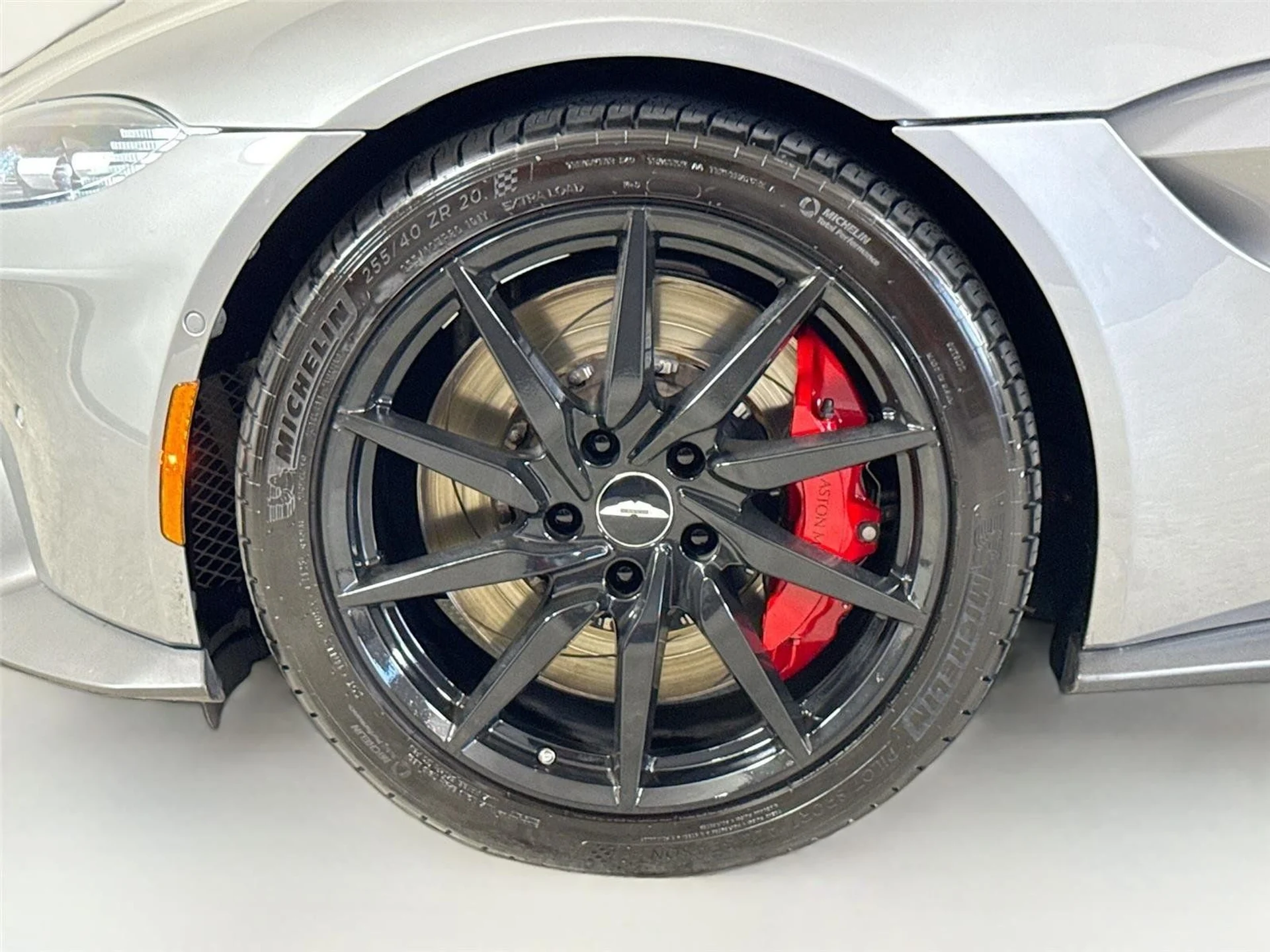 mph033_305807547_e7ac66998714bb28342a3155af50b809_9d15e0dd26