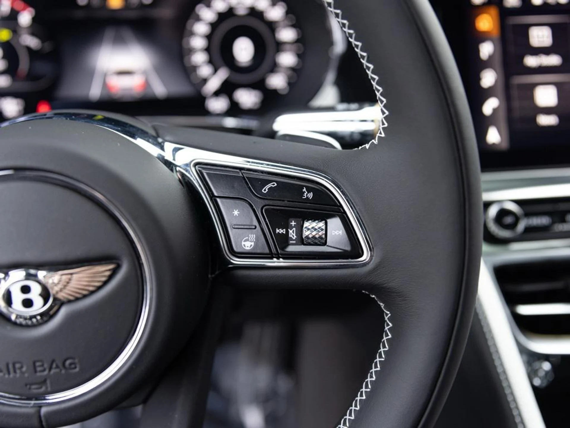 mph033_30643621_403809833_67c2342b6b5617b02de637b7_0997a39818