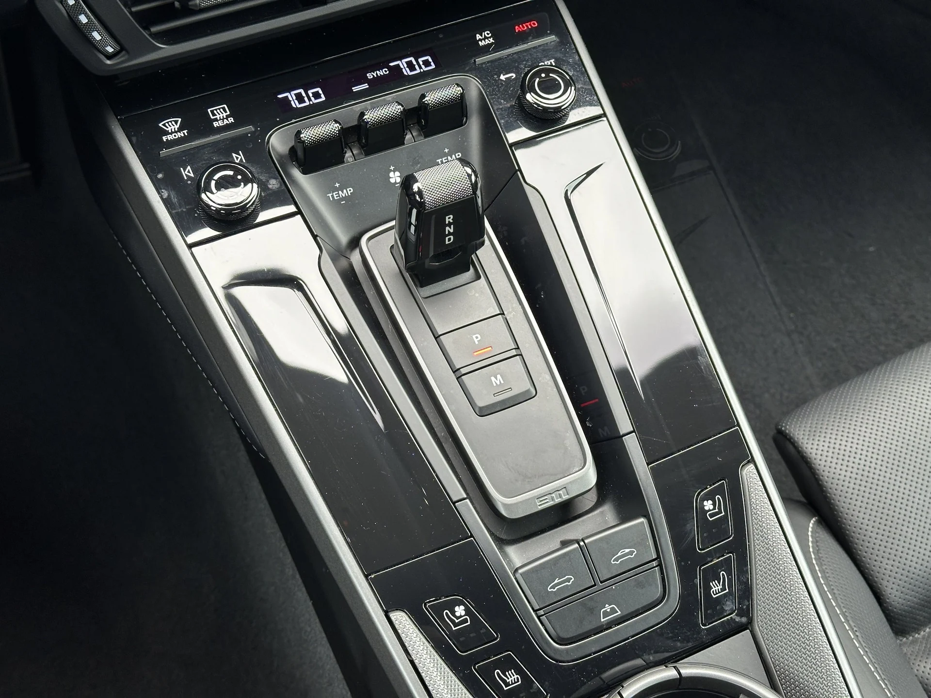 mph033_306454795_2007e479fb96e145e05c035f44583161x_c76262b09b