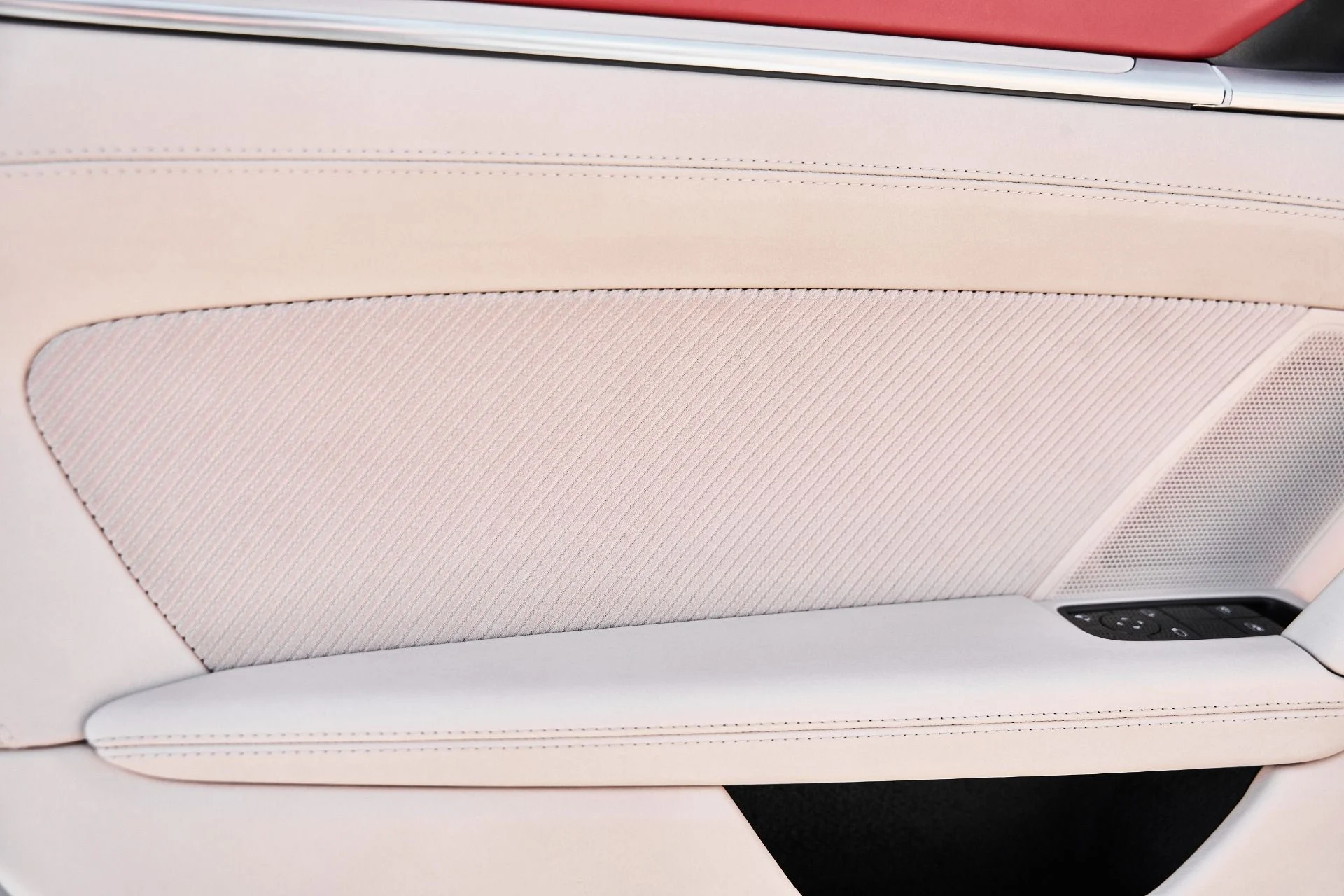 mph033_3066178307_Used_2021_Porsche_911_Targa_4_S_1774544055_24aeca2983