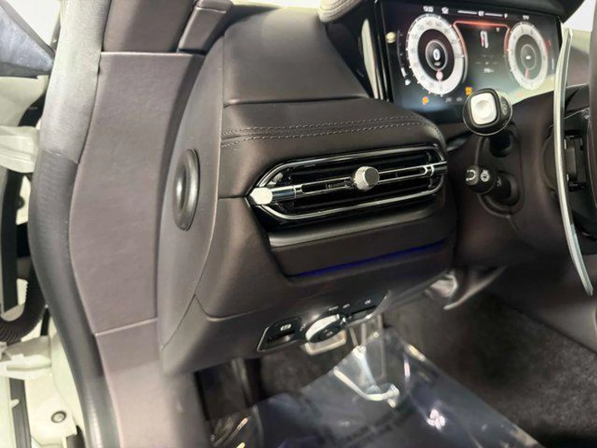 mph033_308189734_nv_Cp_L_Pfjfu_Euv_U_l_E2_Wz_A_Eol_s_dcecff01e7