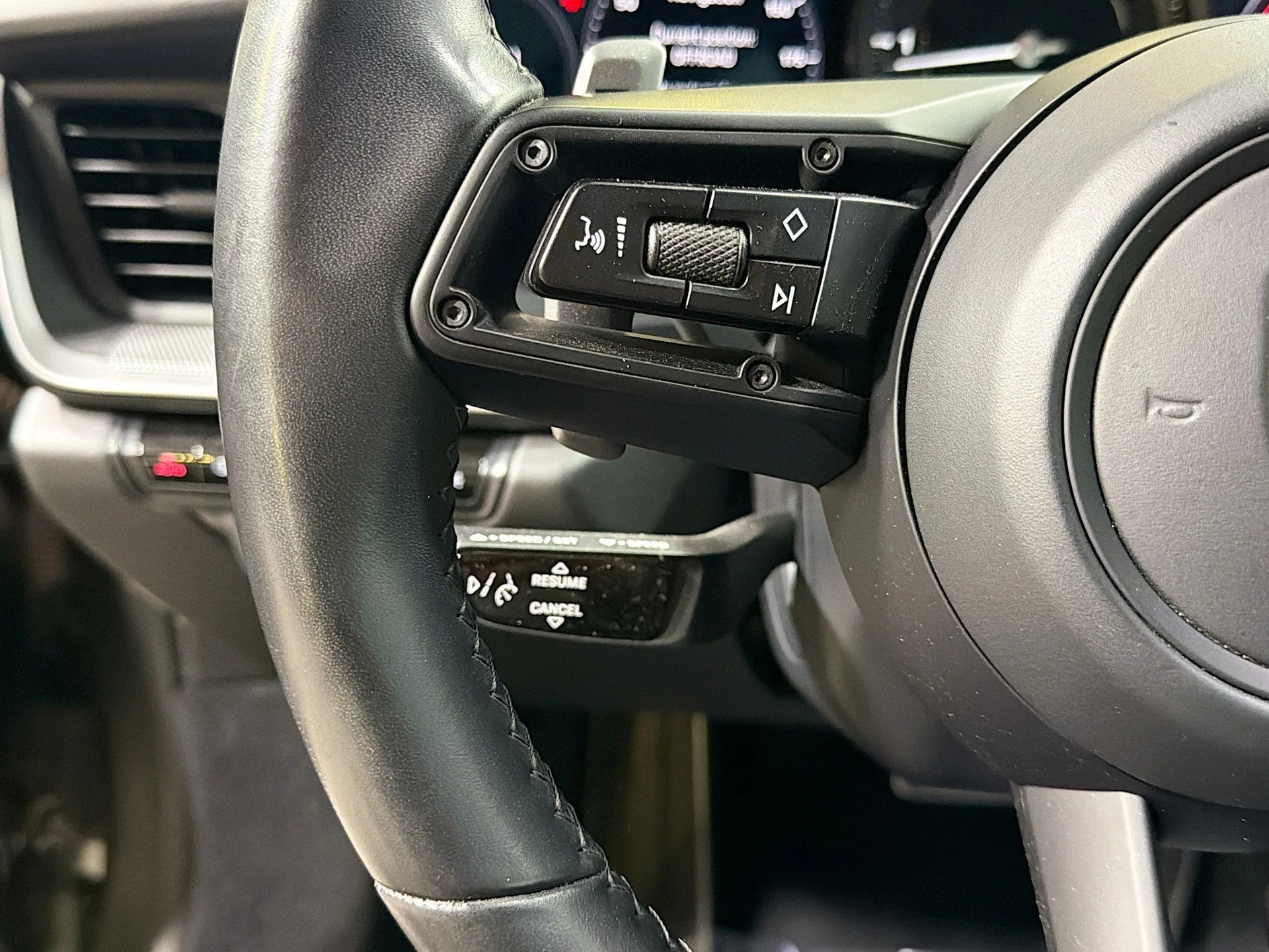 mph033_3105591797_51b708d2451d14a264dda74bbf20dbec_d9d3875889