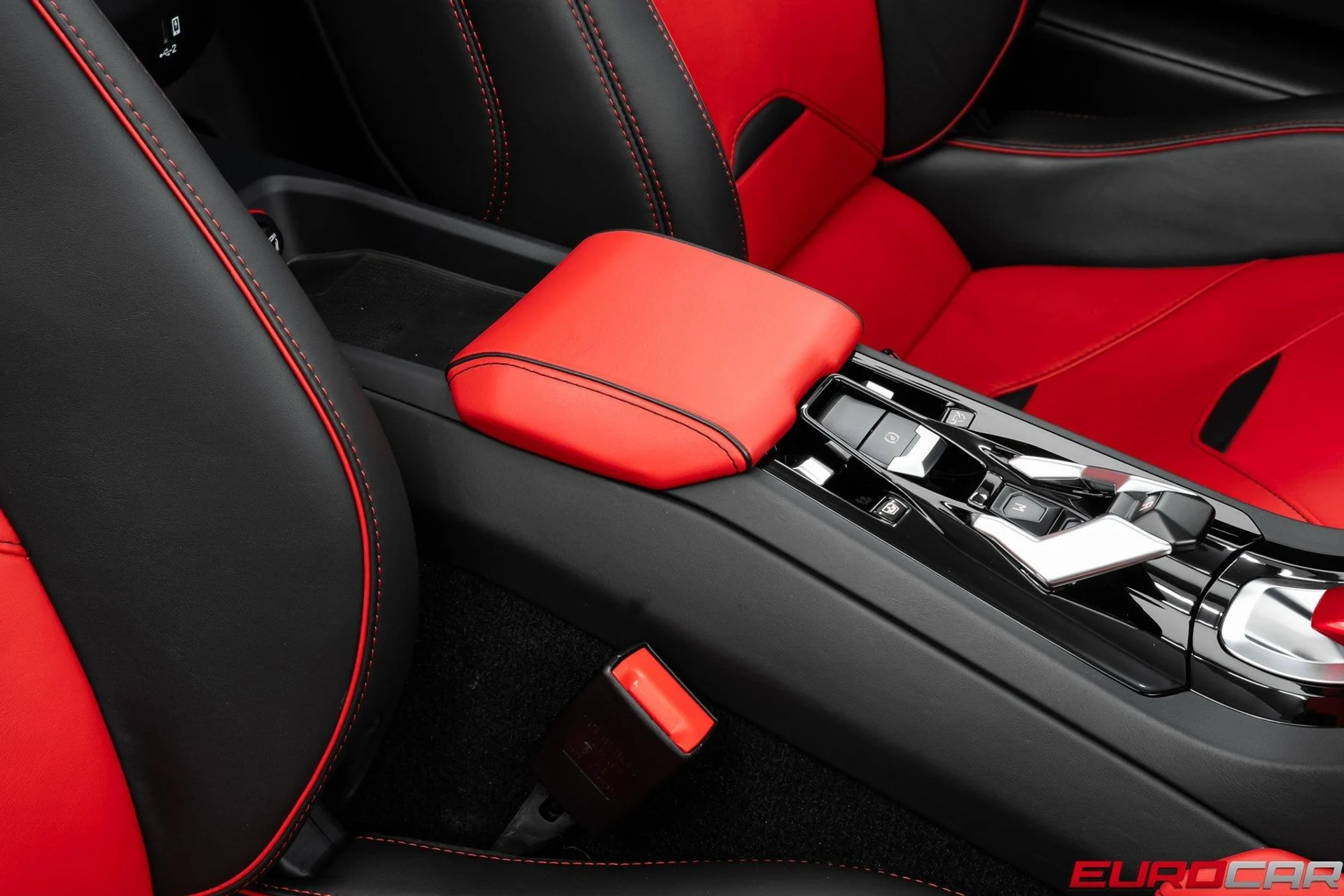 mph033_311996427_image_34_f4515463f2