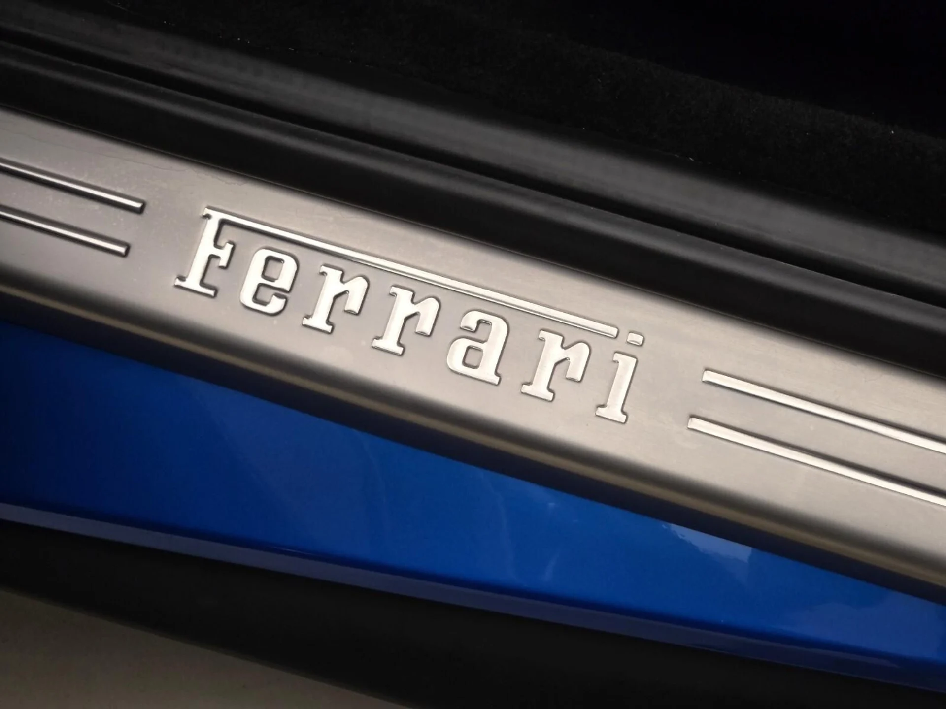 mph033_3133062261_Used_2019_Ferrari_Portofino_1754634663_e953b1c037